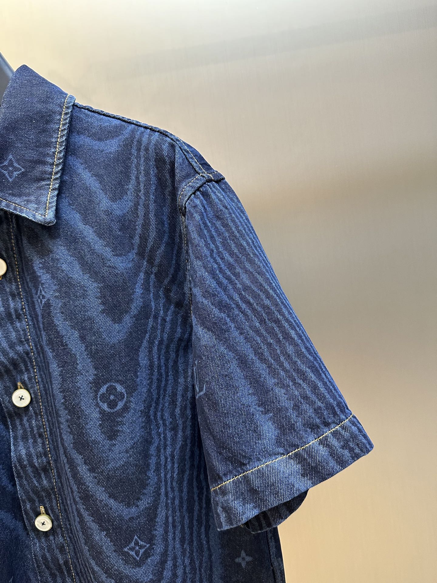 LuxluxHouse Best Quality Clothes Shirts&Polo Louis Vuitton