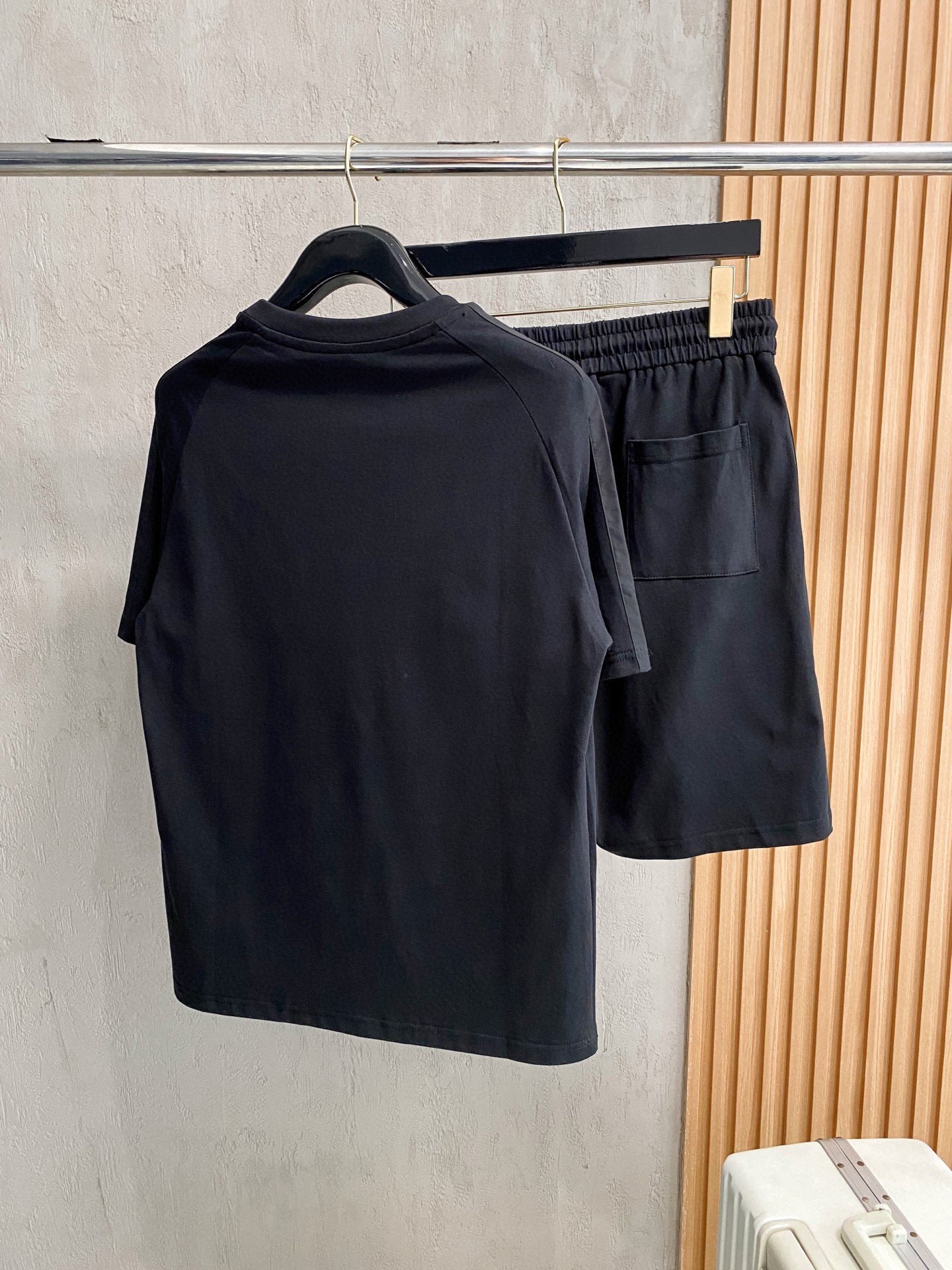 LuxluxHouse Best Quality Clothes T-shirt Prada