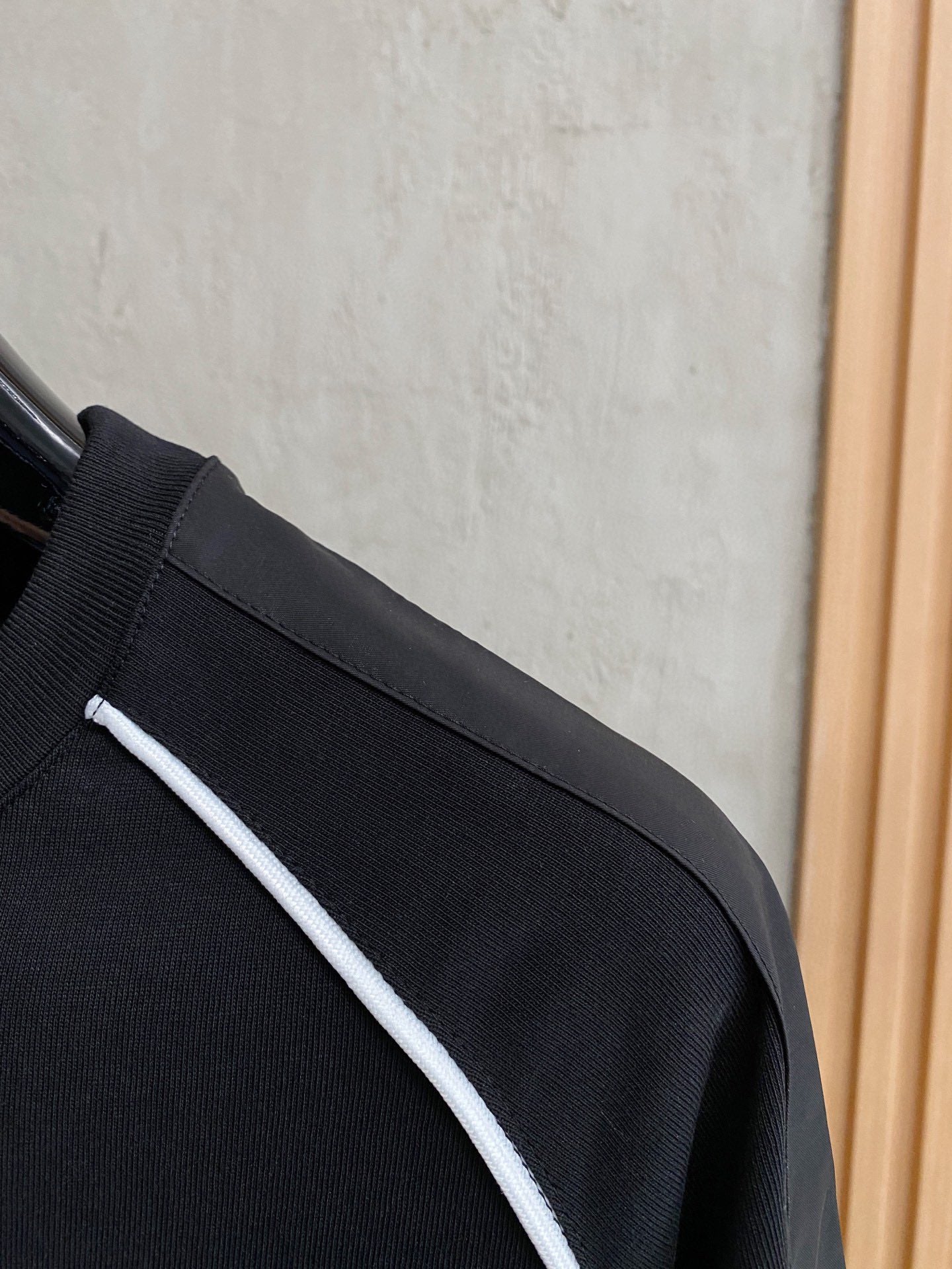LuxluxHouse Best Quality Clothes T-shirt Prada