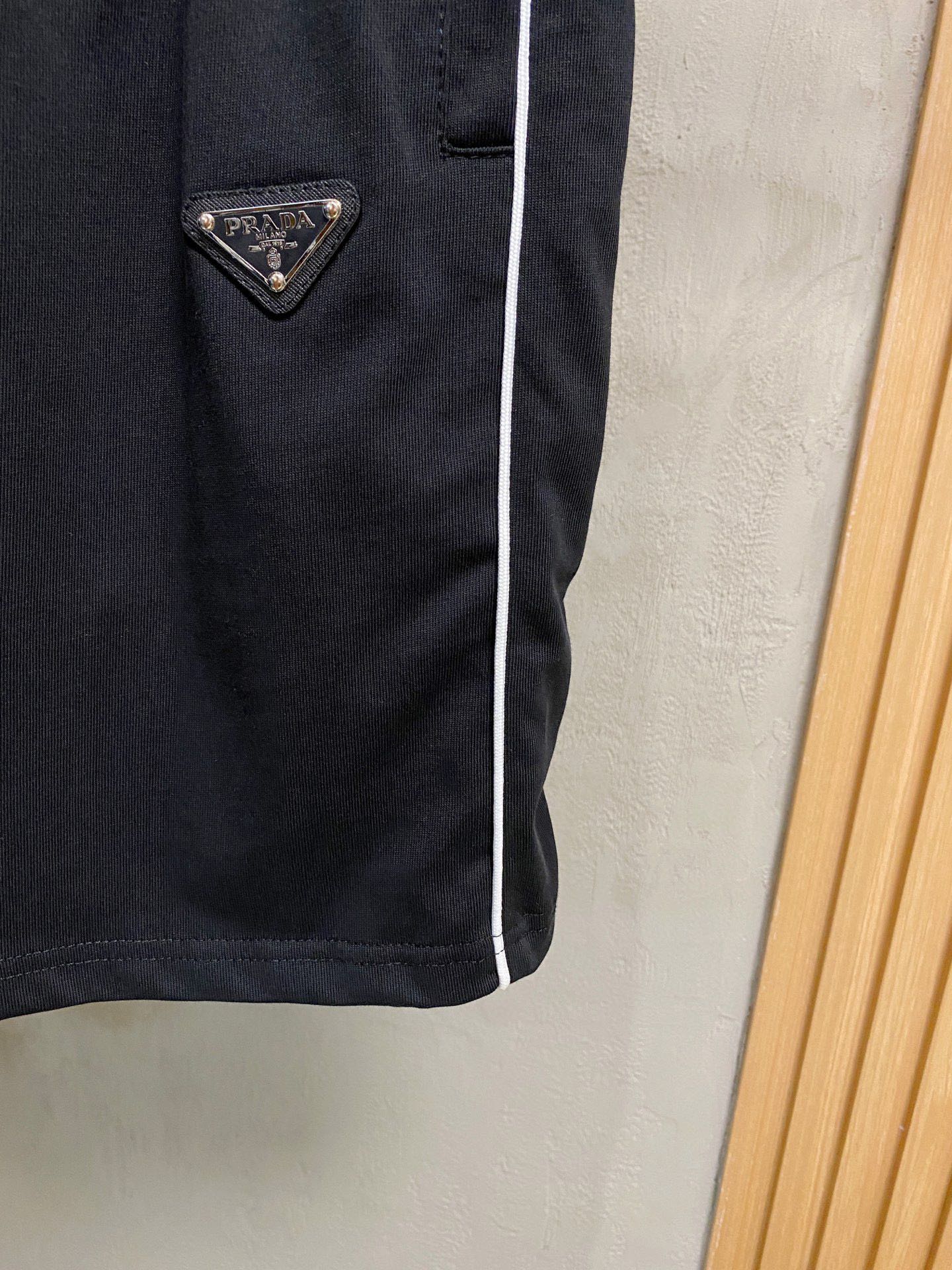 LuxluxHouse Best Quality Clothes T-shirt Prada