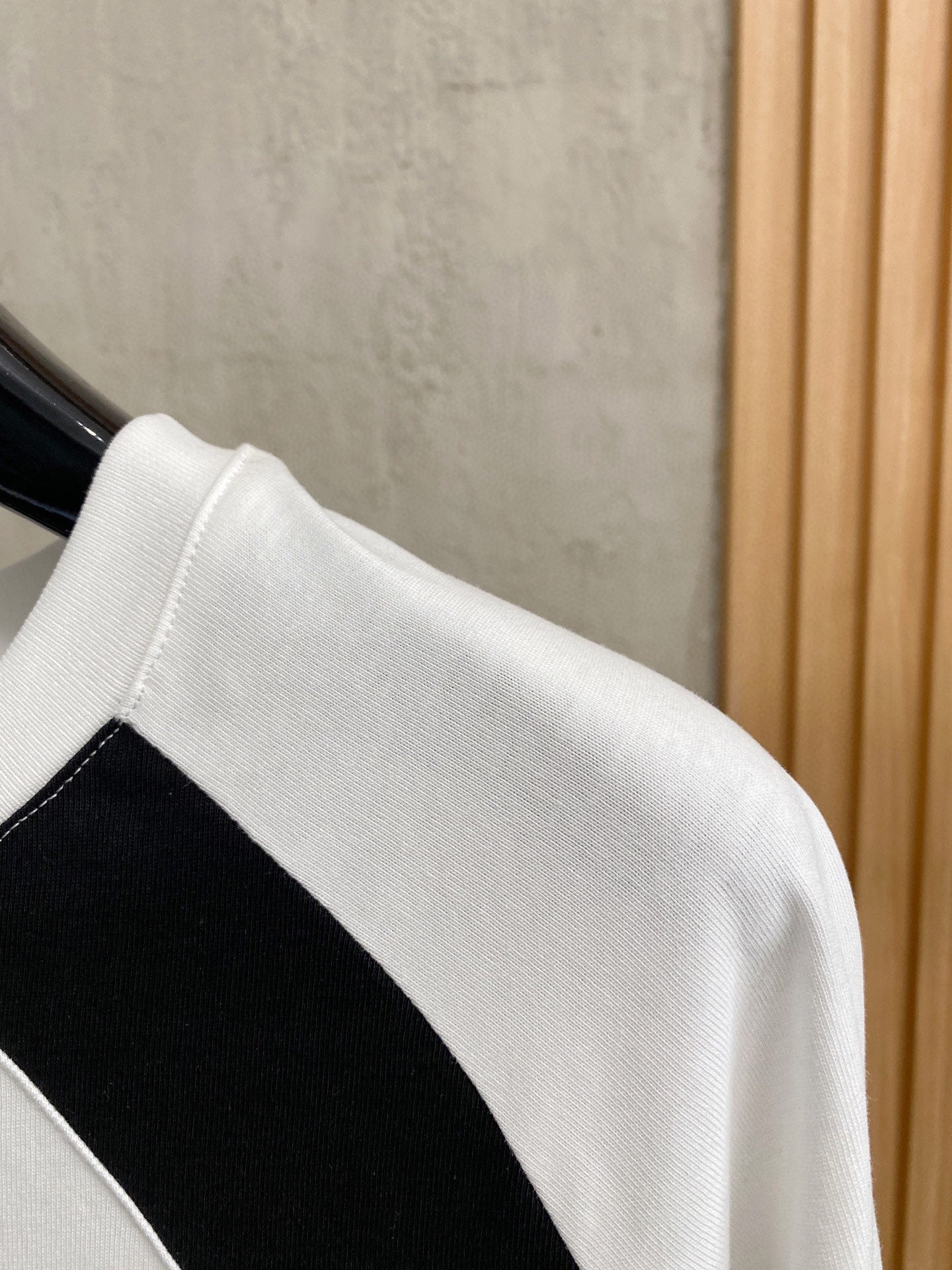 LuxluxHouse Best Quality Clothes T-shirt Moncler