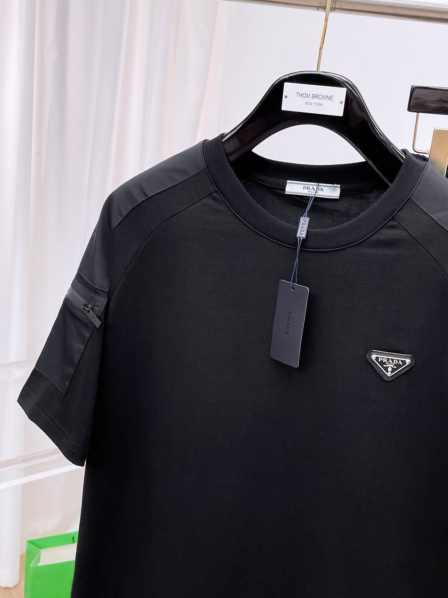 LuxluxHouse Best Quality Clothes T-shirt Prada