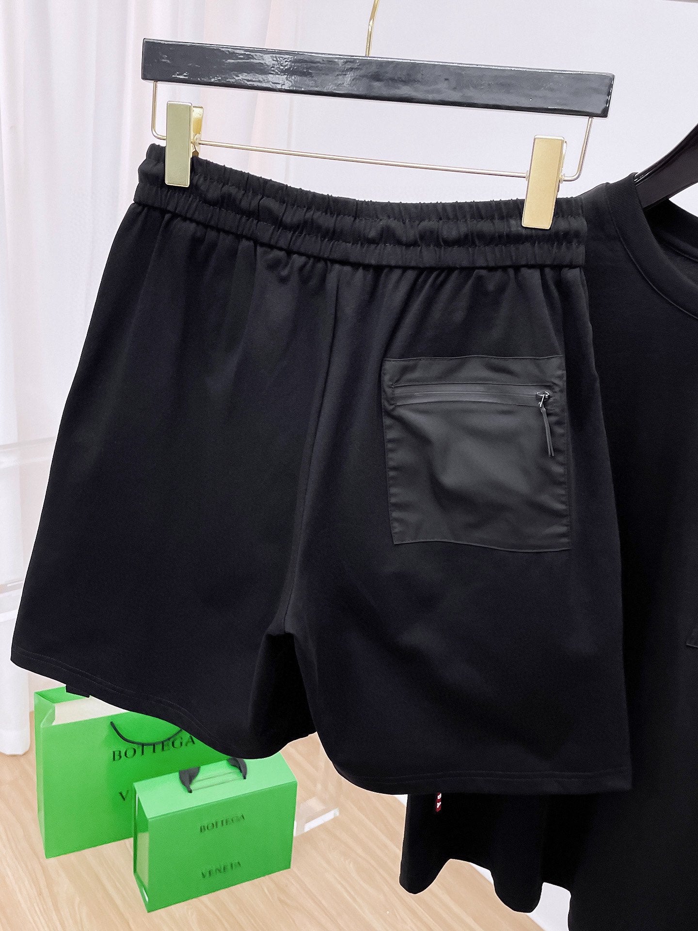 LuxluxHouse Best Quality Clothes T-shirt Prada