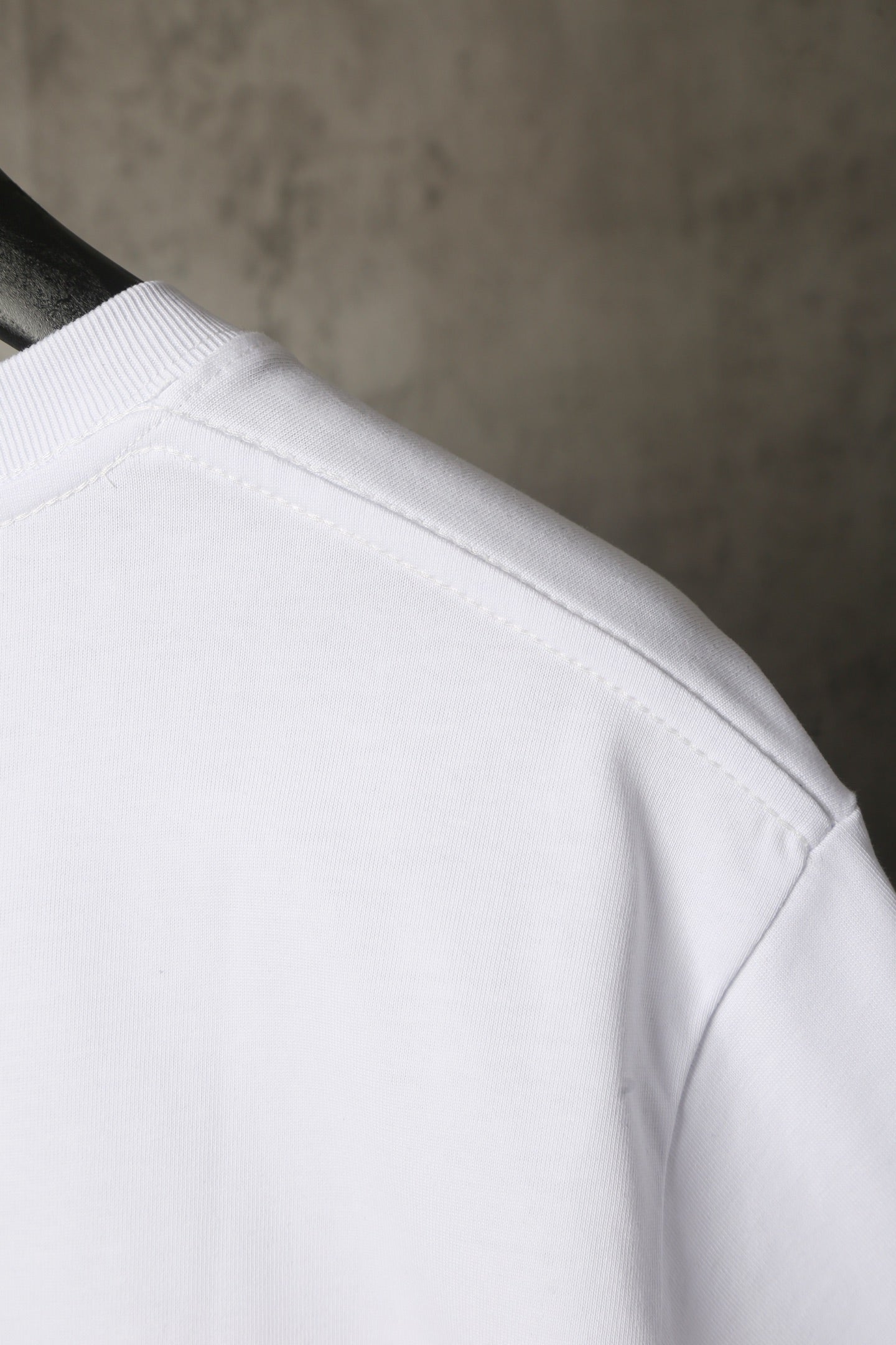 LuxluxHouse Best Quality Clothes T-shirt Loewe