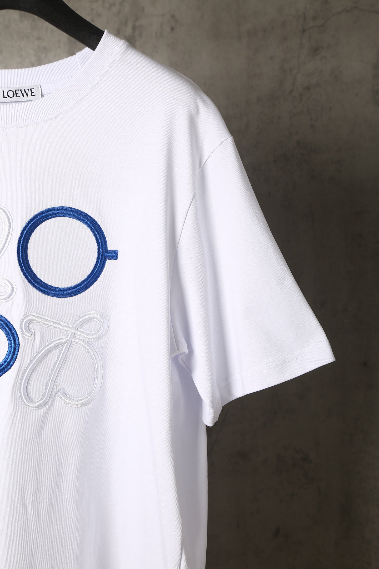 LuxluxHouse Best Quality Clothes T-shirt Loewe