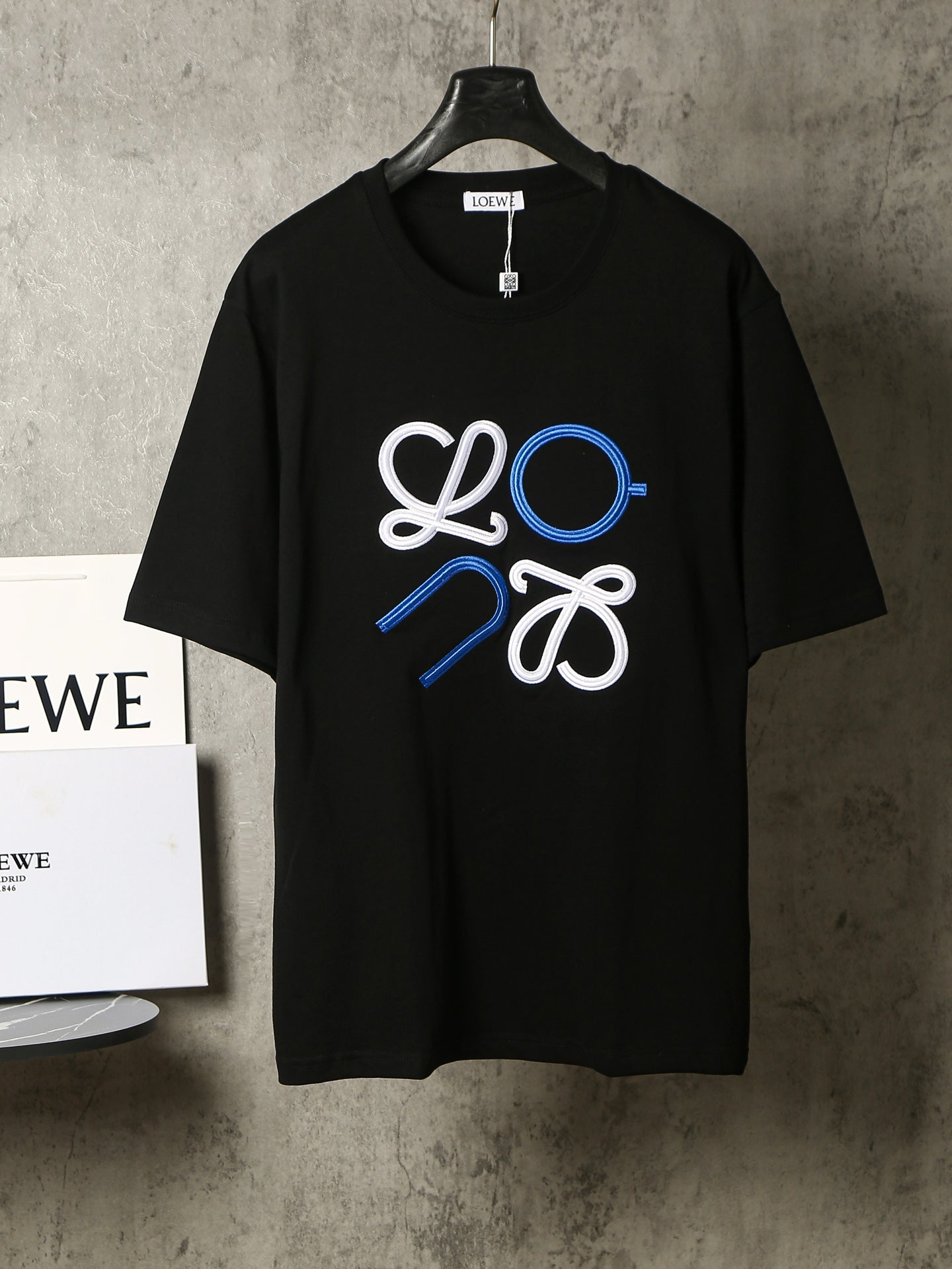 LuxluxHouse Best Quality Clothes T-shirt Loewe