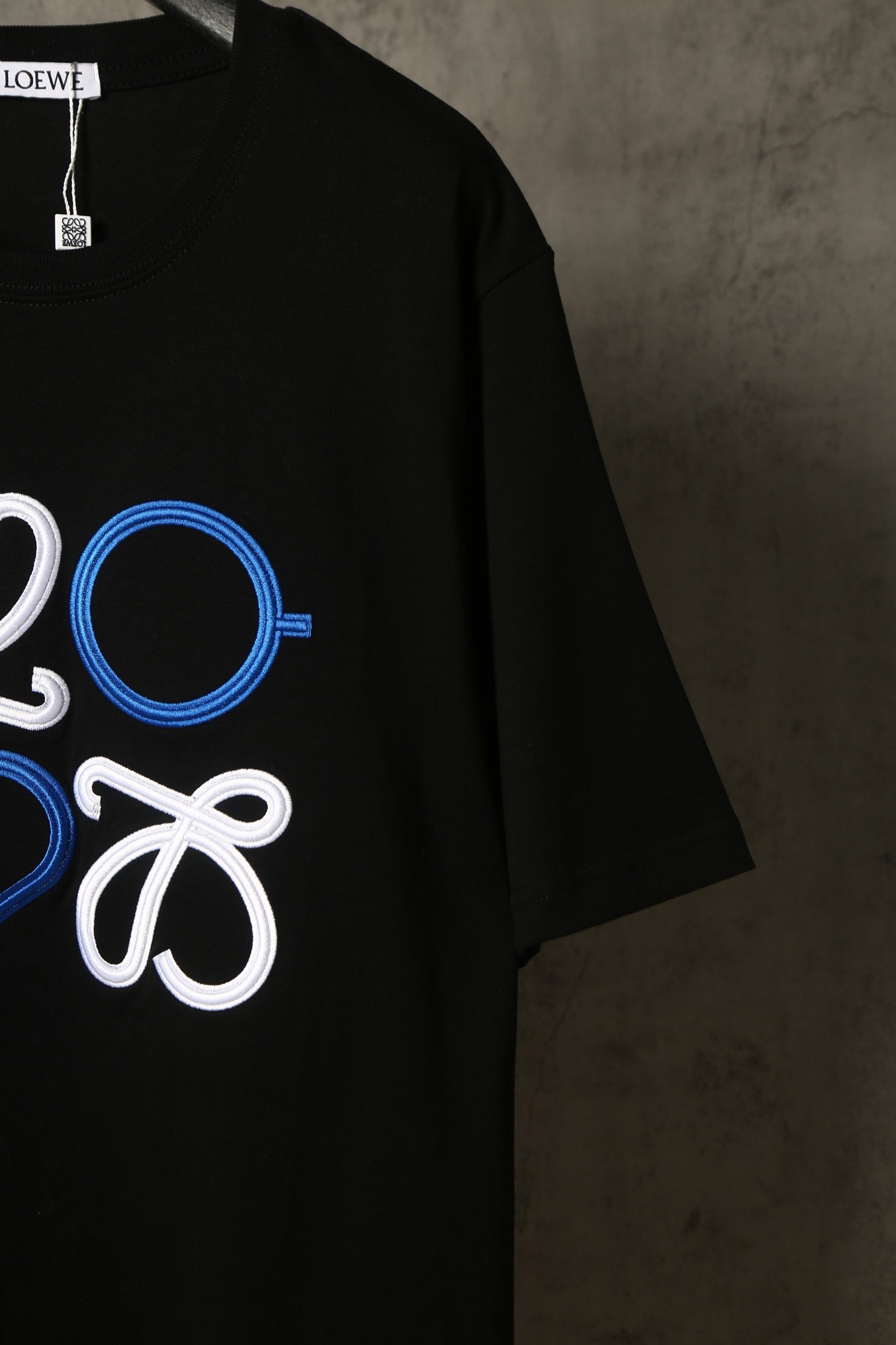 LuxluxHouse Best Quality Clothes T-shirt Loewe