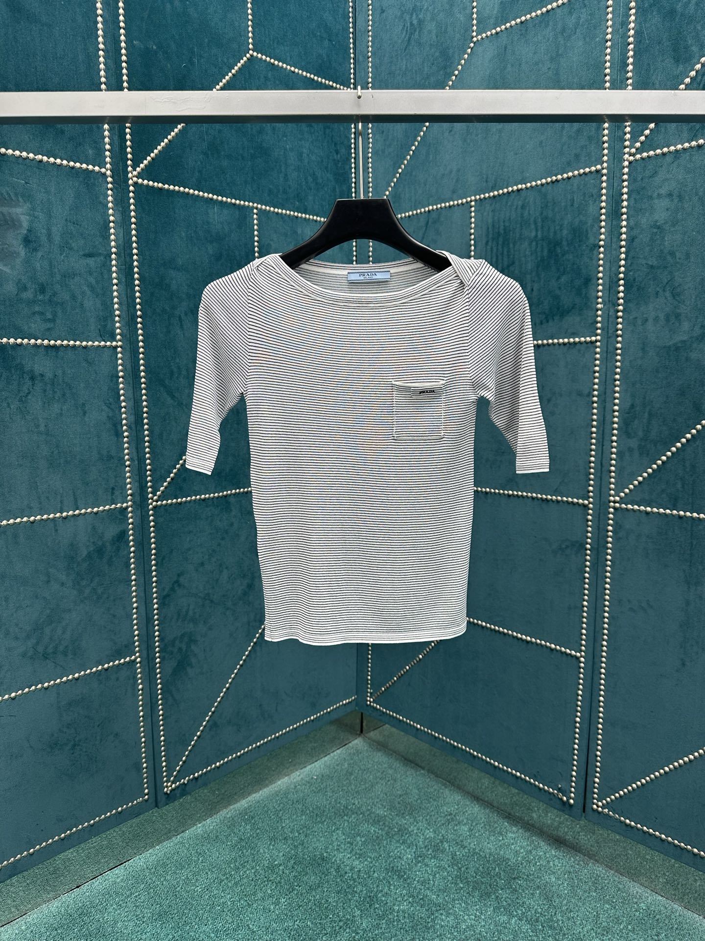 LuxluxHouse Best Quality Clothes T-shirt Prada