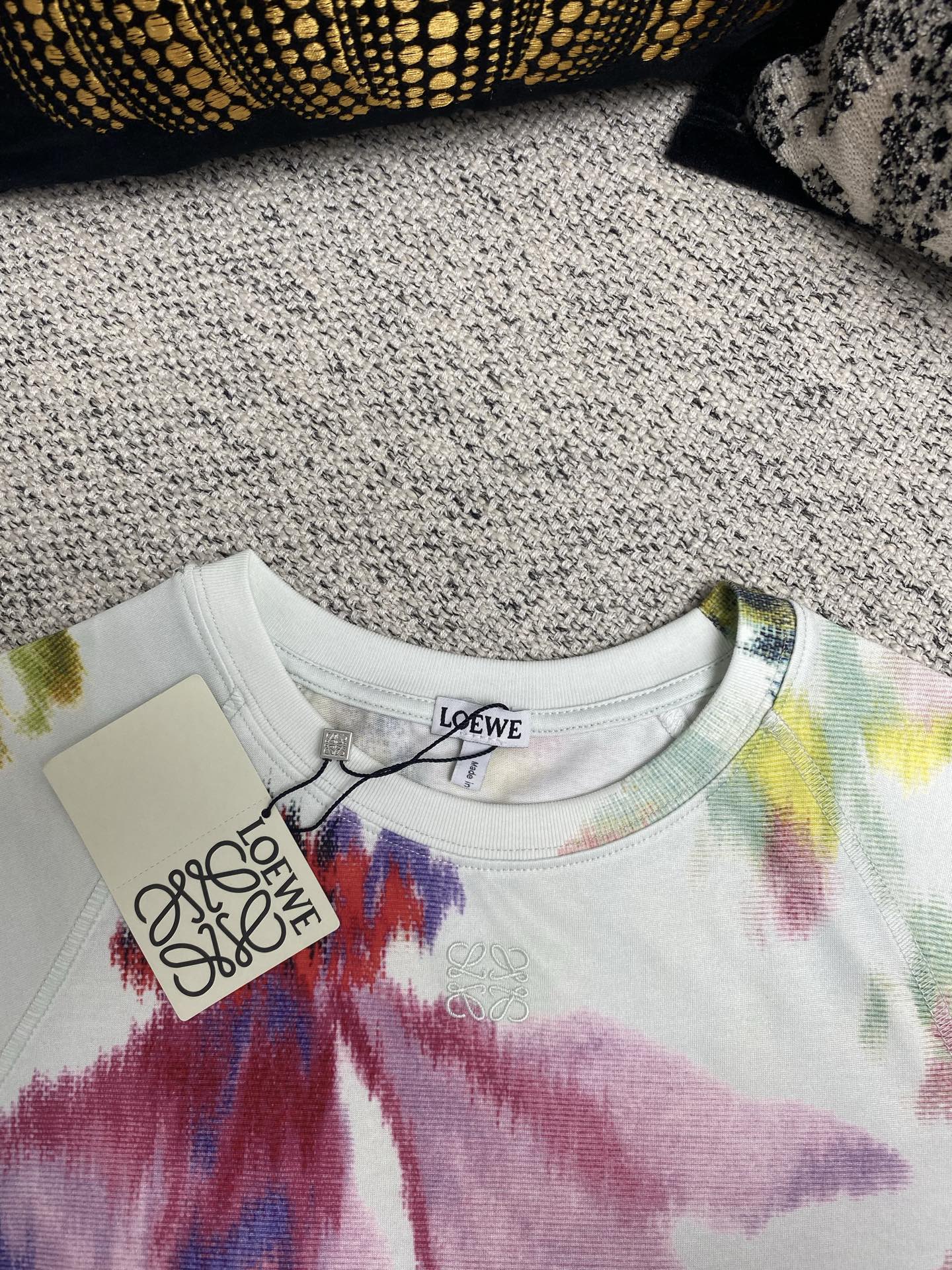 LuxluxHouse Best Quality Clothes T-shirt Loewe