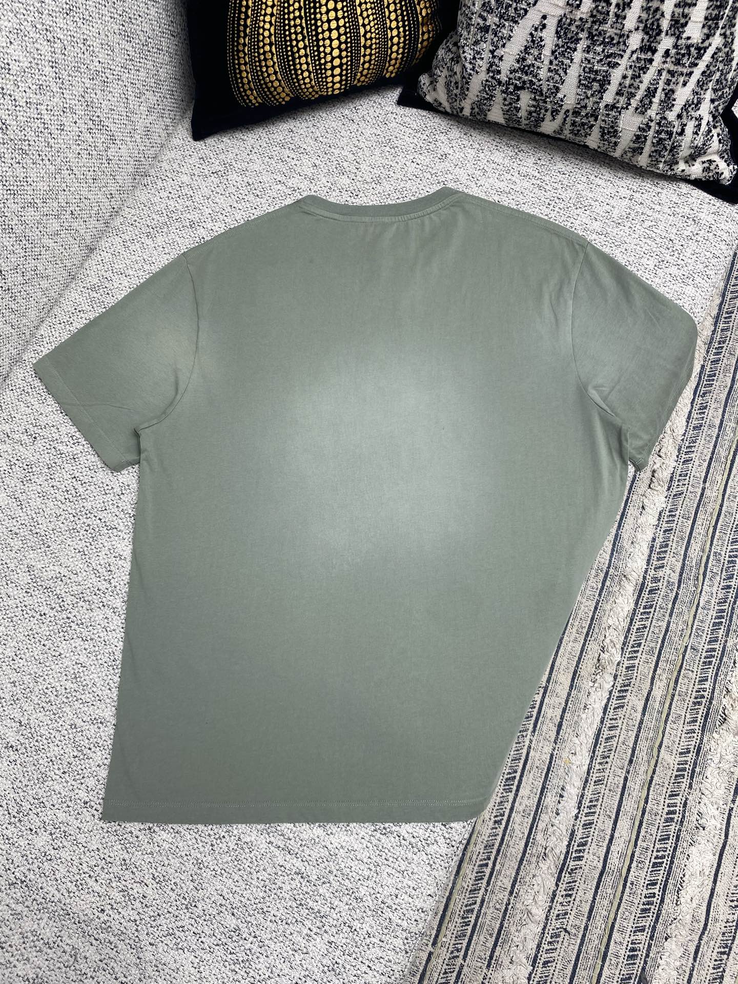 LuxluxHouse Best Quality Clothes T-shirt Loewe