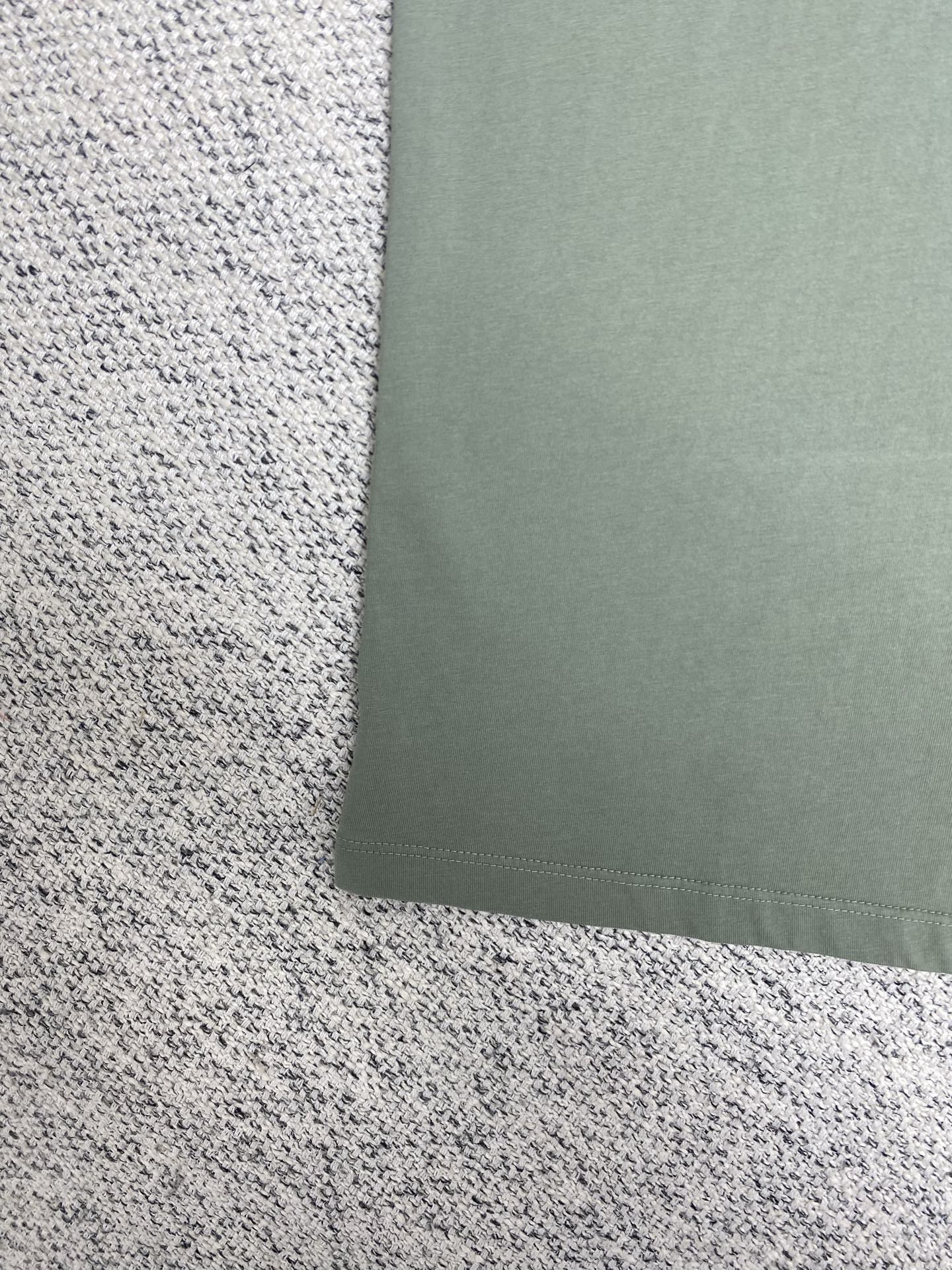 LuxluxHouse Best Quality Clothes T-shirt Loewe