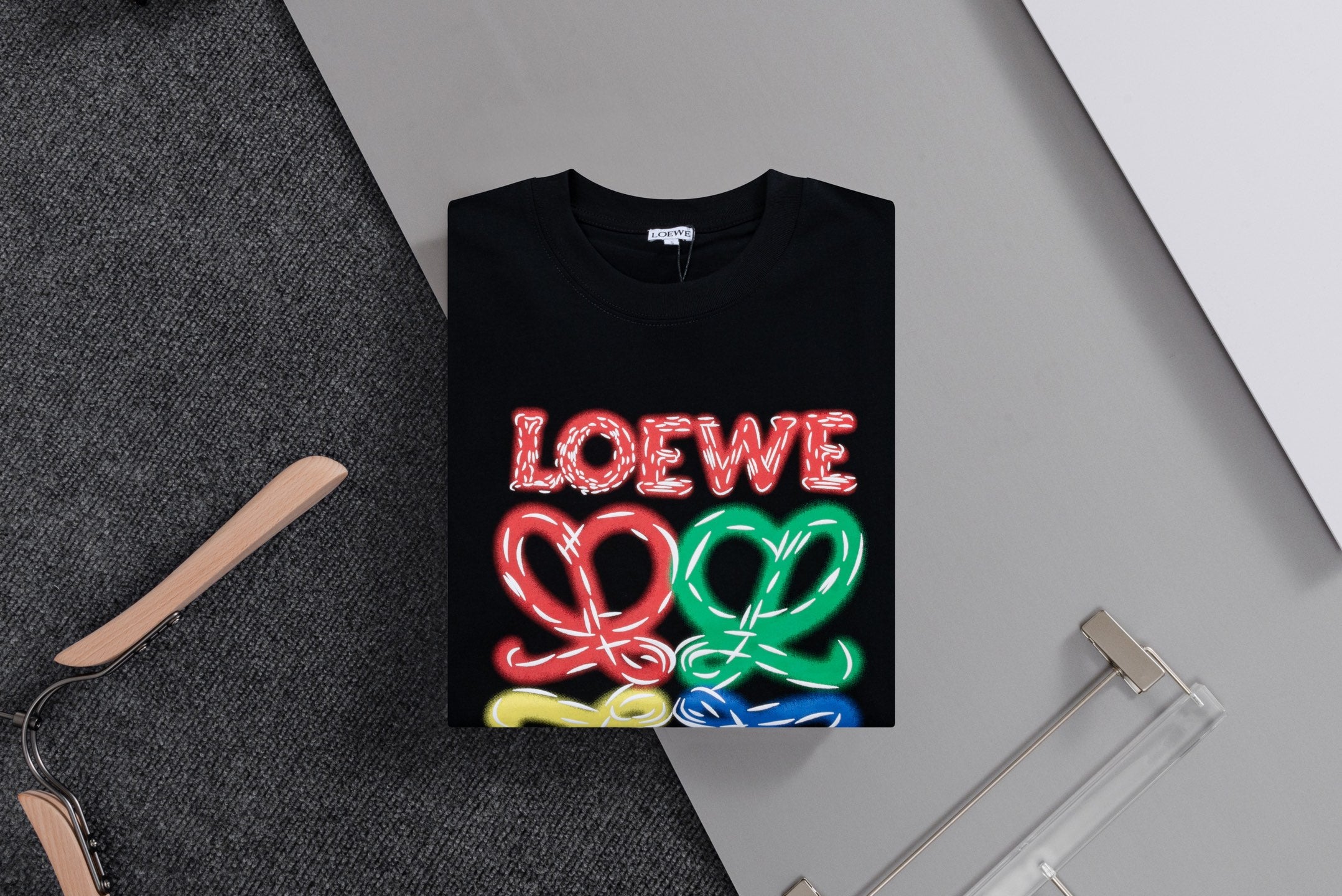 LuxluxHouse Best Quality Clothes T-shirt Loewe