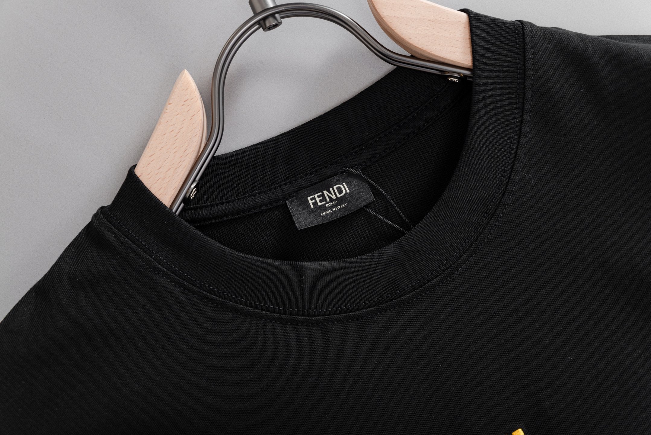 LuxluxHouse Best Quality Clothes Fendi T-shirt