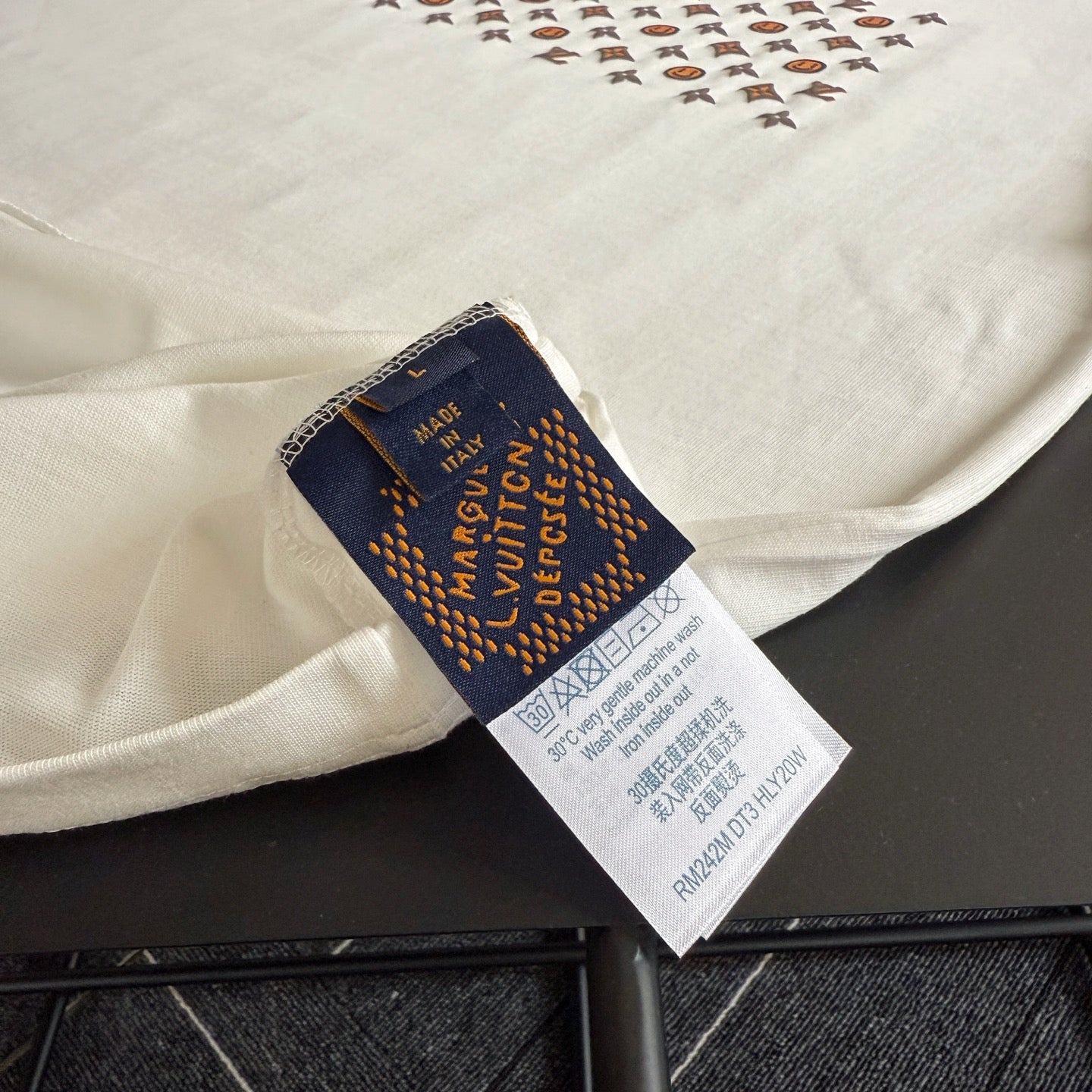 LuxluxHouse Best Quality Clothes T-shirt Louis Vuitton