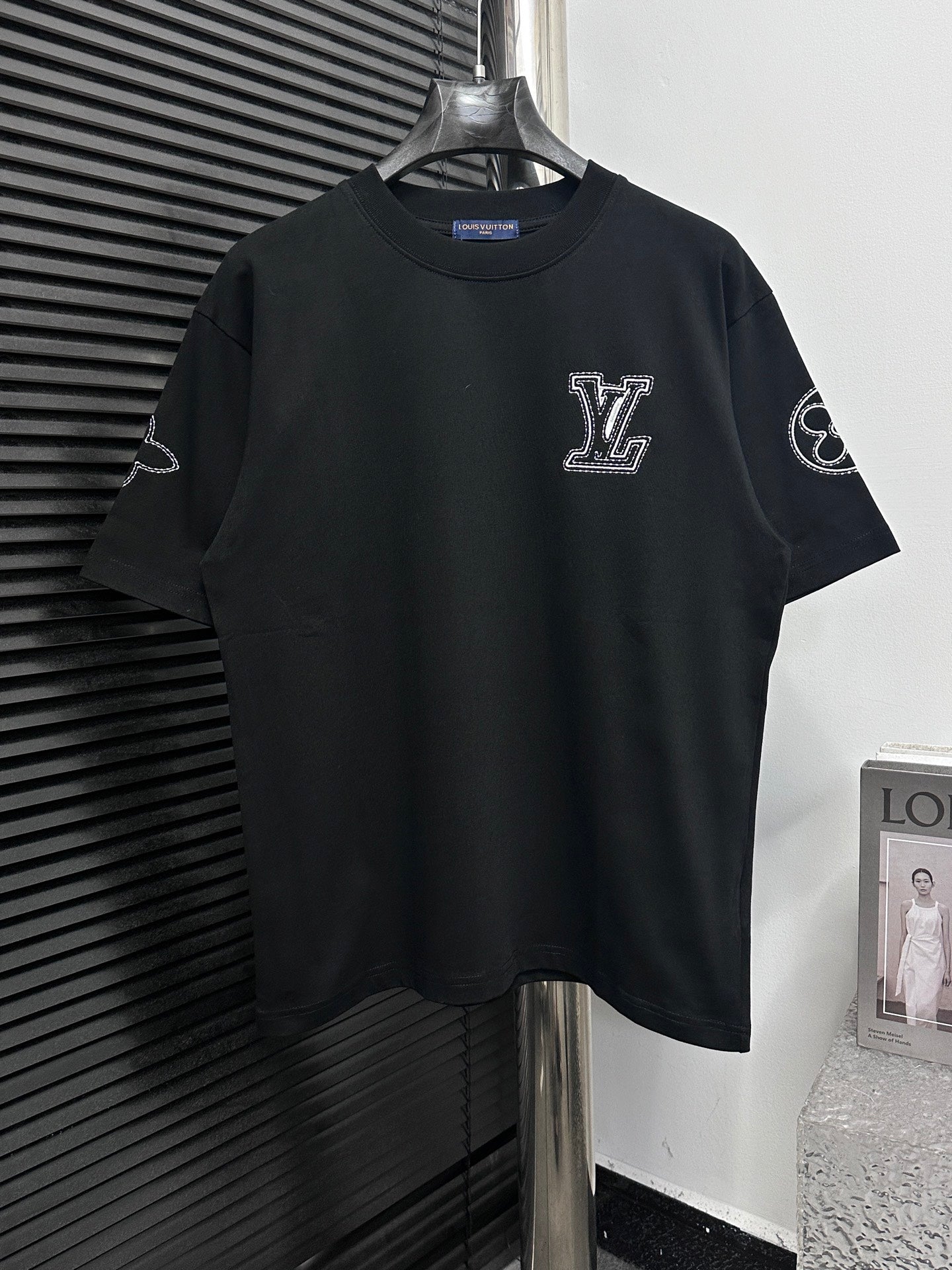 LuxluxHouse Best Quality Clothes T-shirt Louis Vuitton