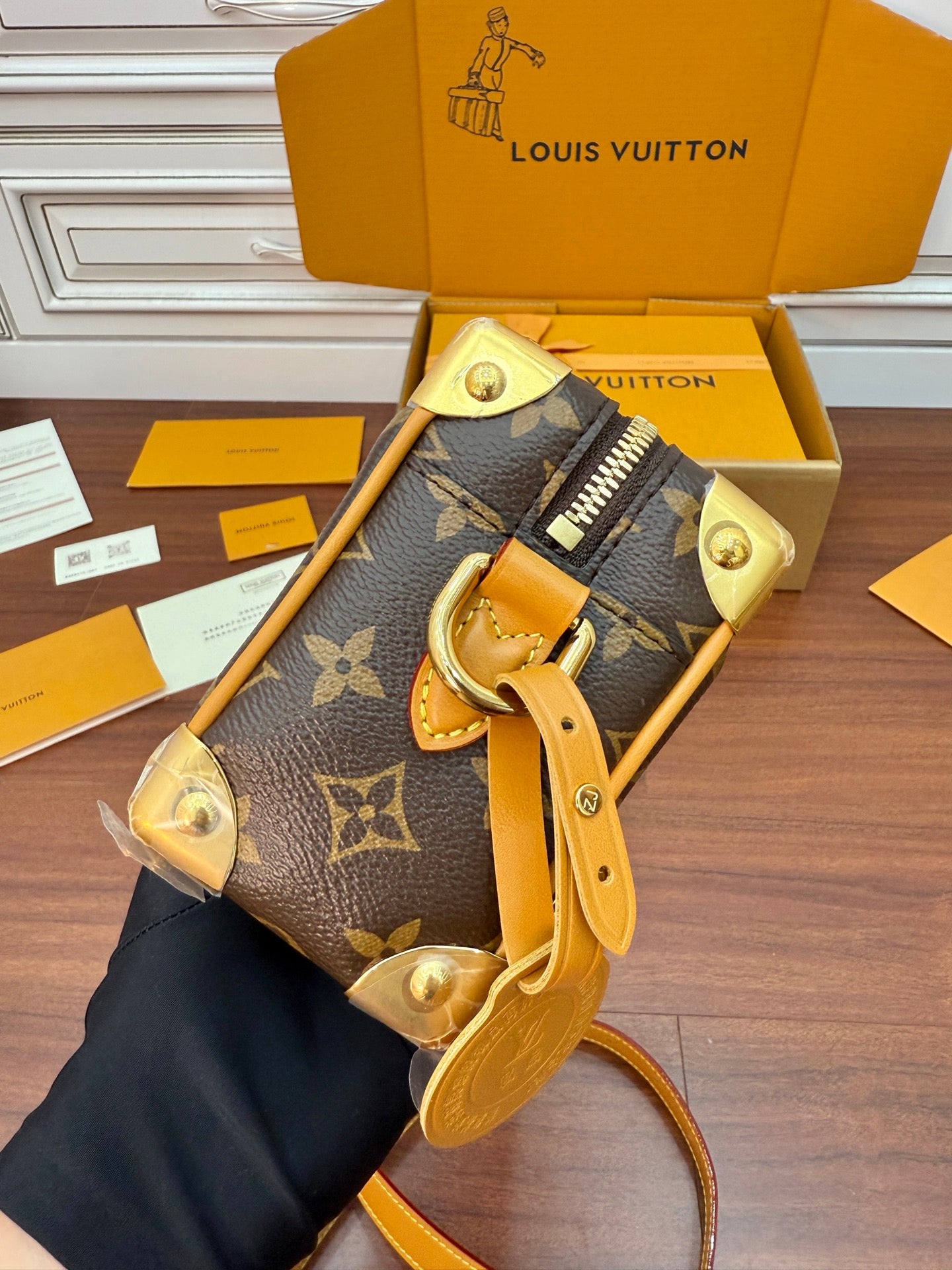 LuxluxHouse Best Quality Bags Best Louis Vuitton Men
