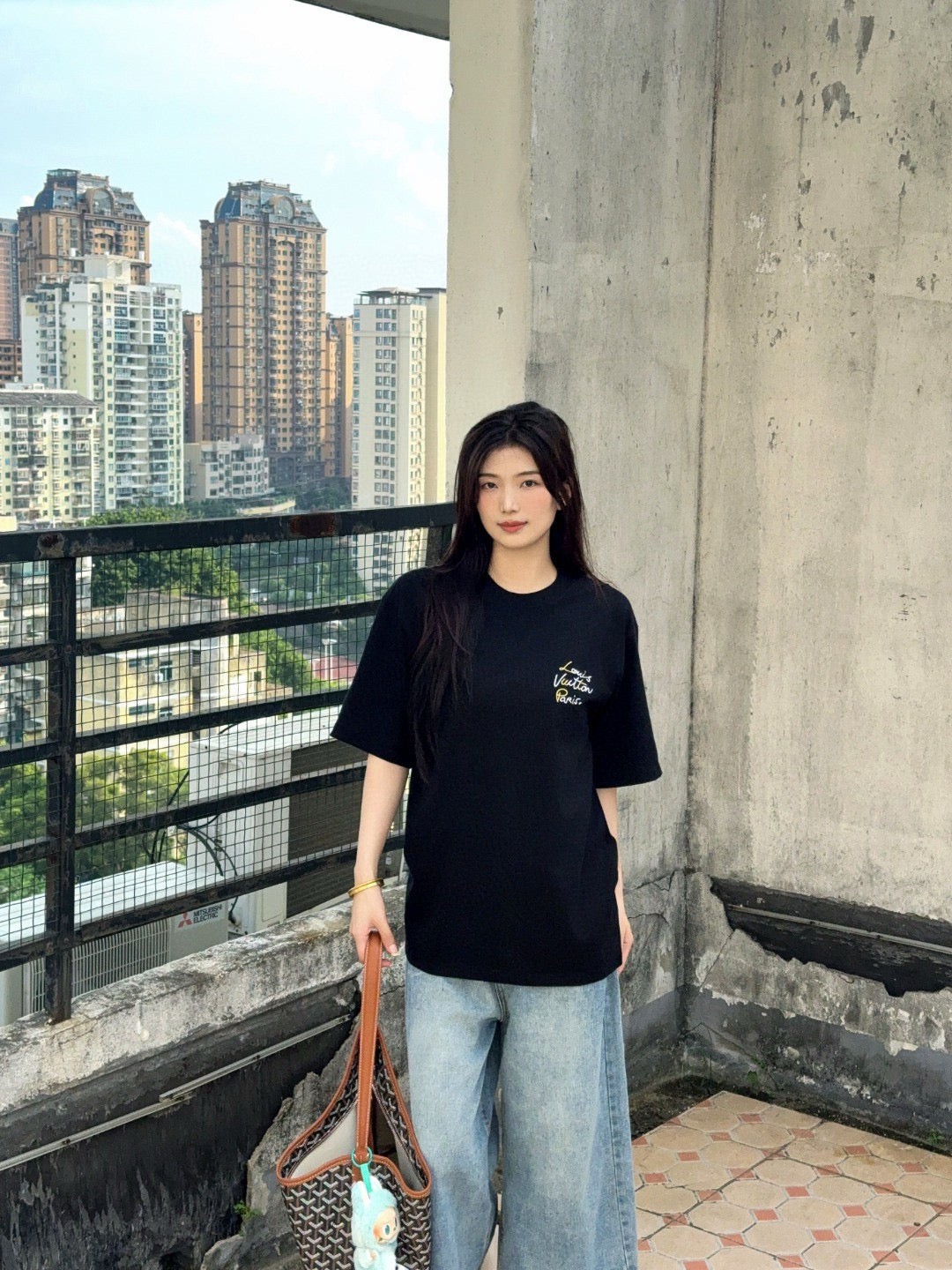 LuxluxHouse Best Quality Clothes T-shirt Louis Vuitton