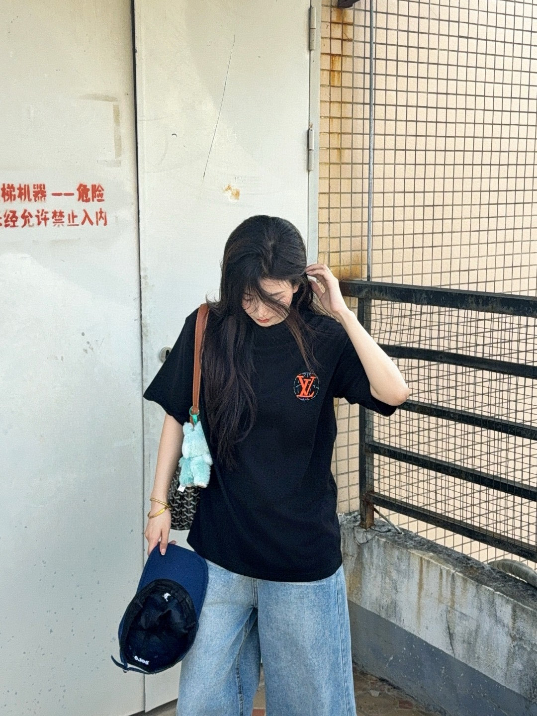 LuxluxHouse Best Quality Clothes T-shirt Louis Vuitton