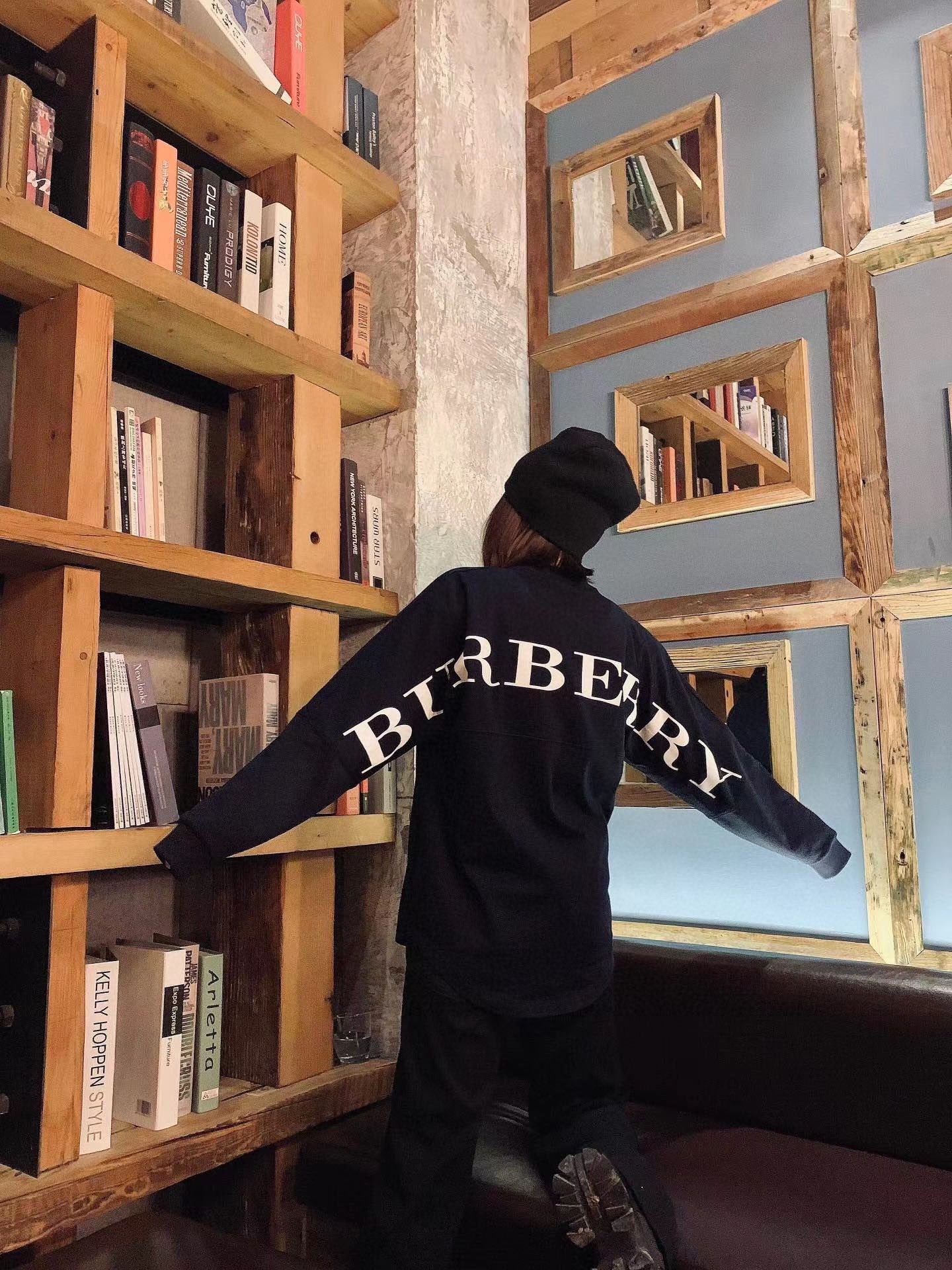 LuxluxHouse Best Quality Clothes Burberry Hoodie & Sweater