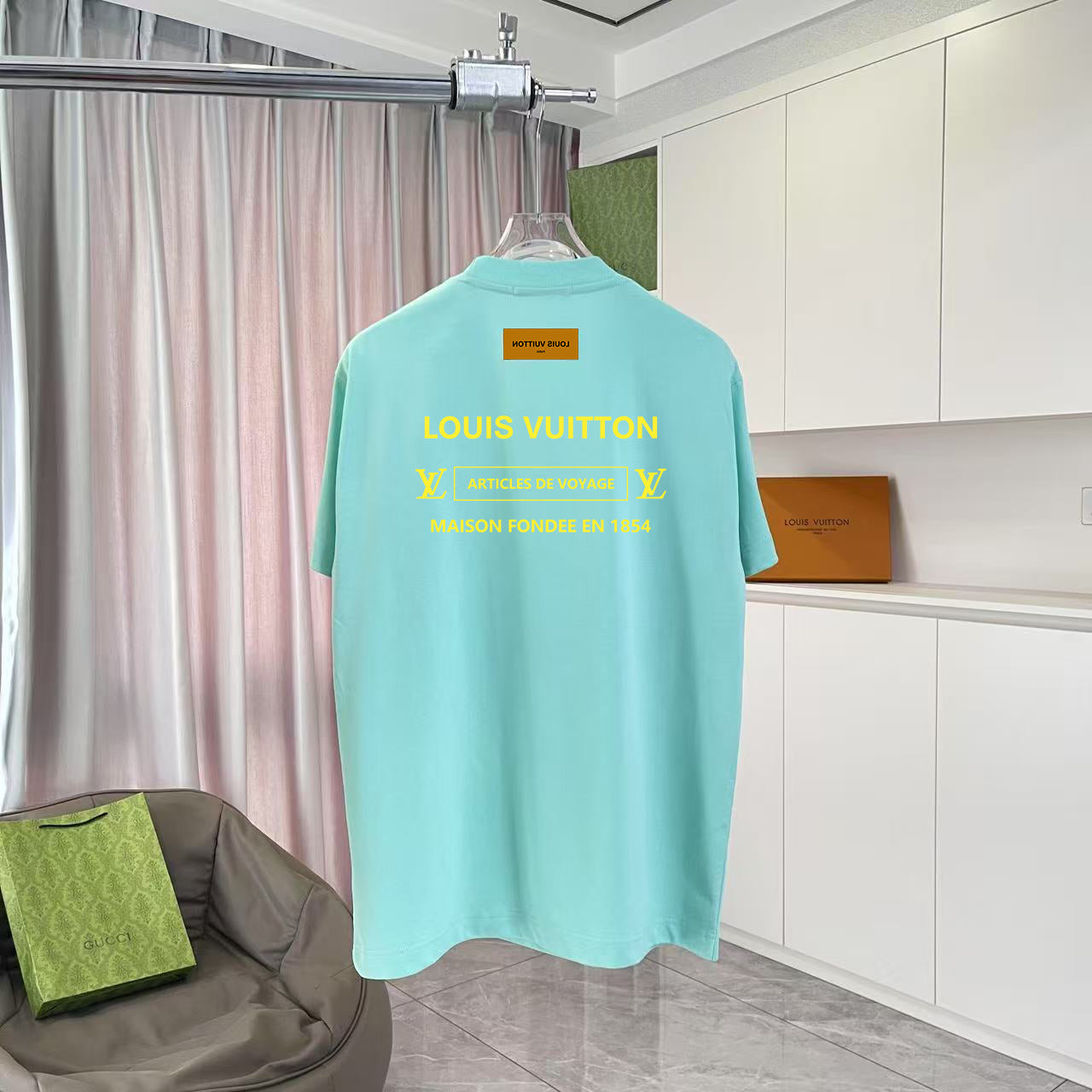 LuxluxHouse Best Quality Clothes T-shirt Louis Vuitton