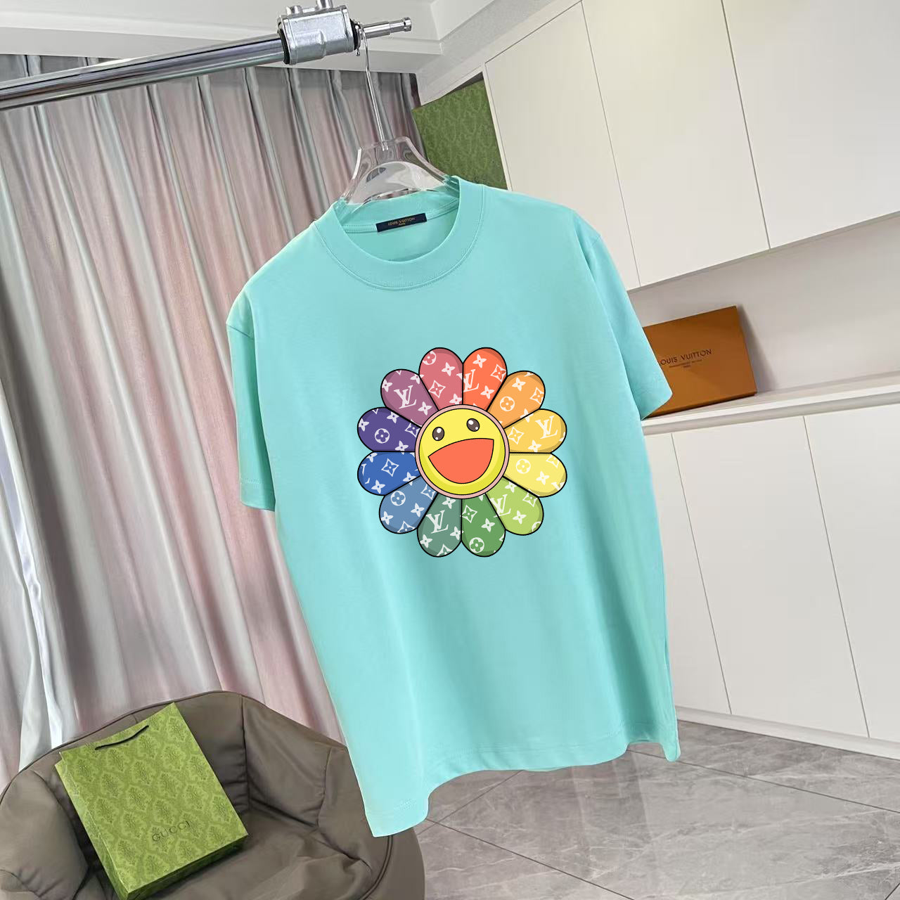 LuxluxHouse Best Quality Clothes T-shirt Louis Vuitton
