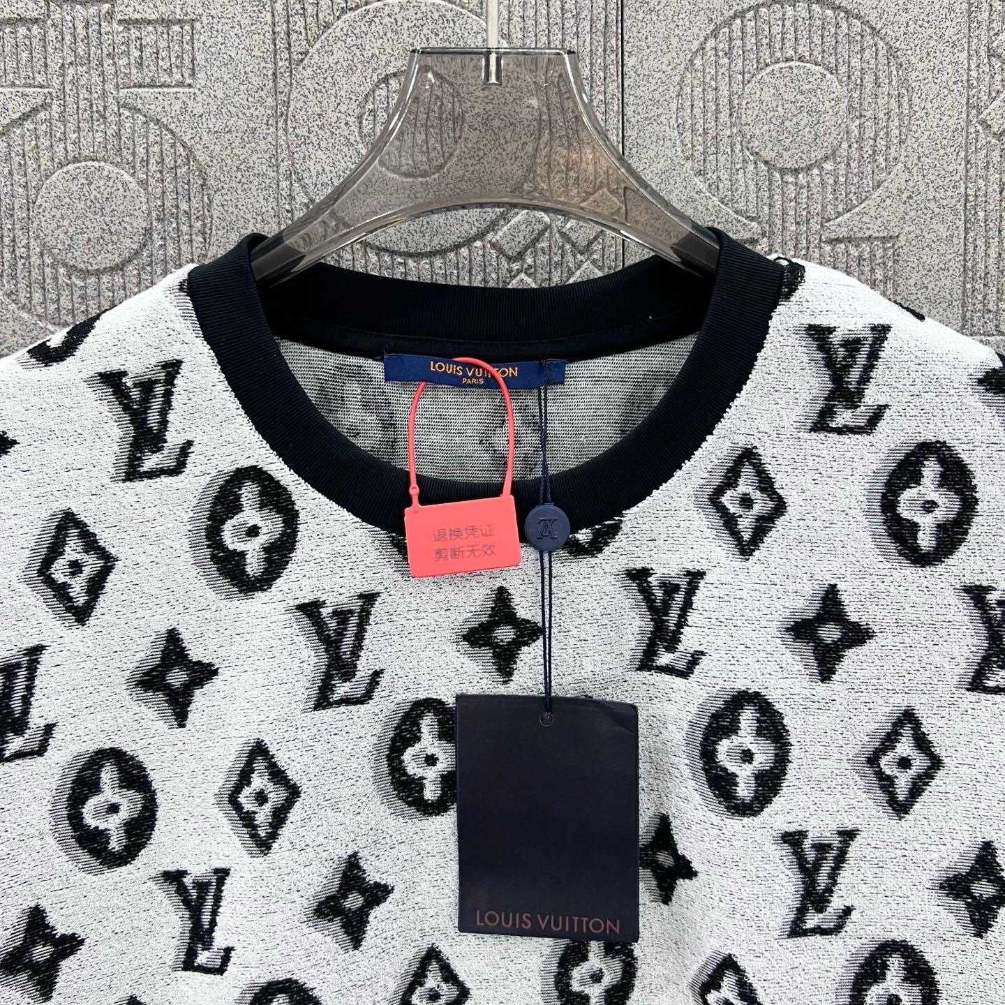 LuxluxHouse Best Quality Clothes T-shirt Louis Vuitton