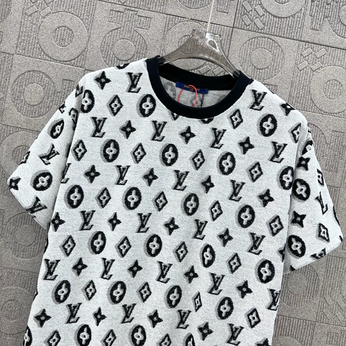 LuxluxHouse Best Quality Clothes T-shirt Louis Vuitton