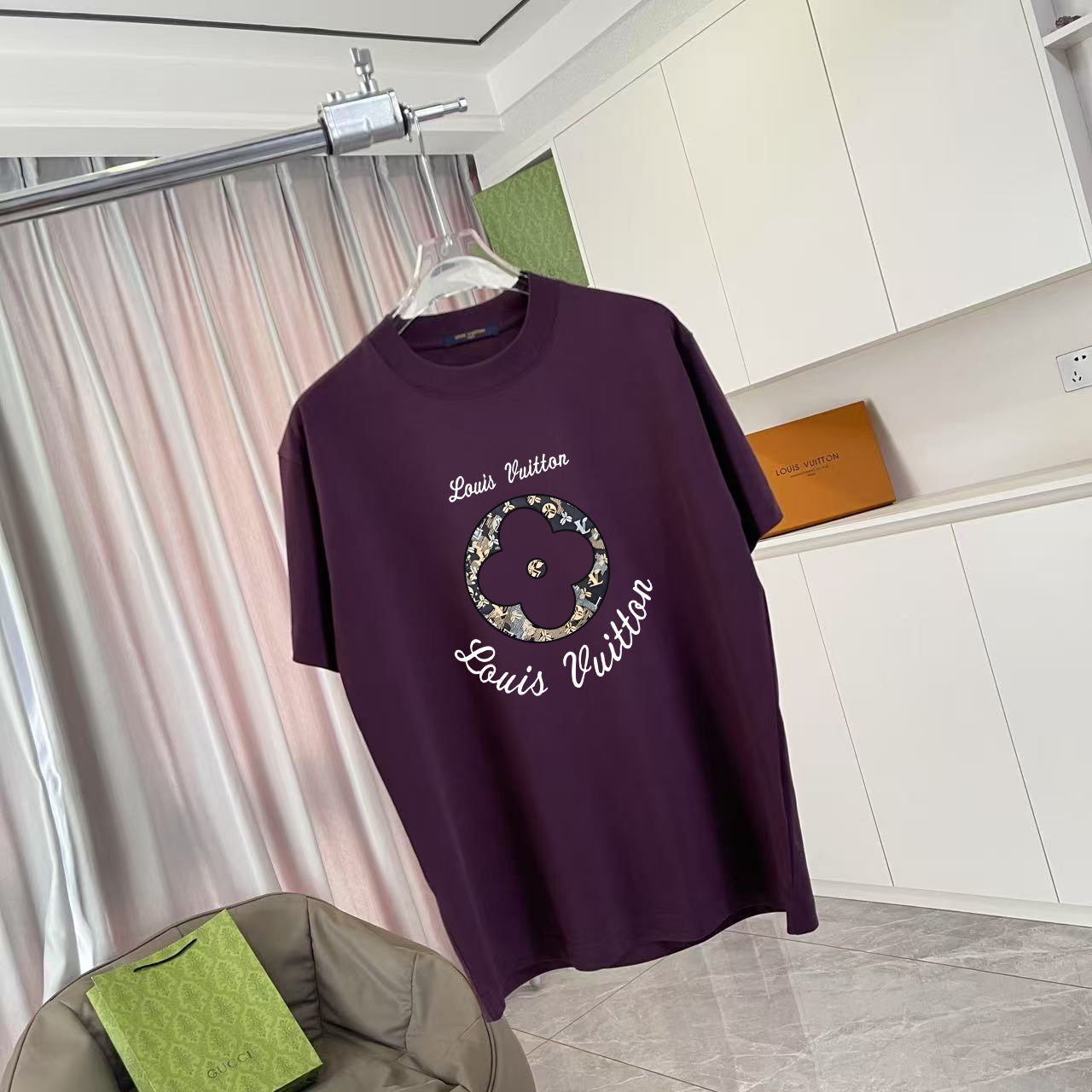 LuxluxHouse Best Quality Clothes T-shirt Louis Vuitton