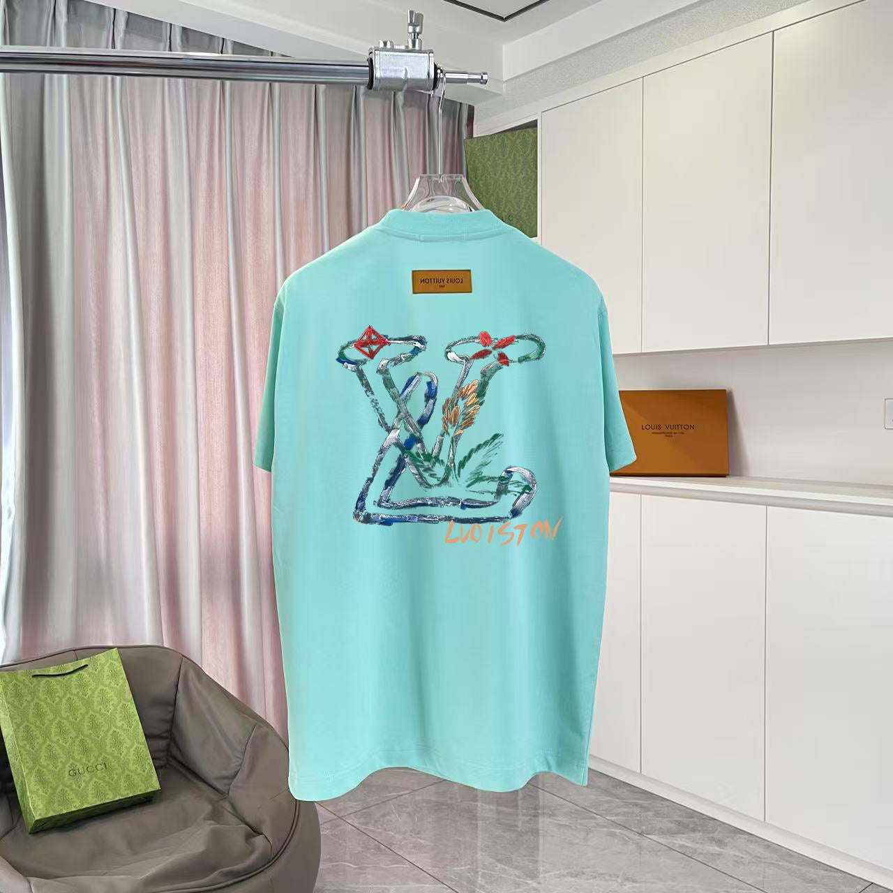 LuxluxHouse Best Quality Clothes T-shirt Louis Vuitton