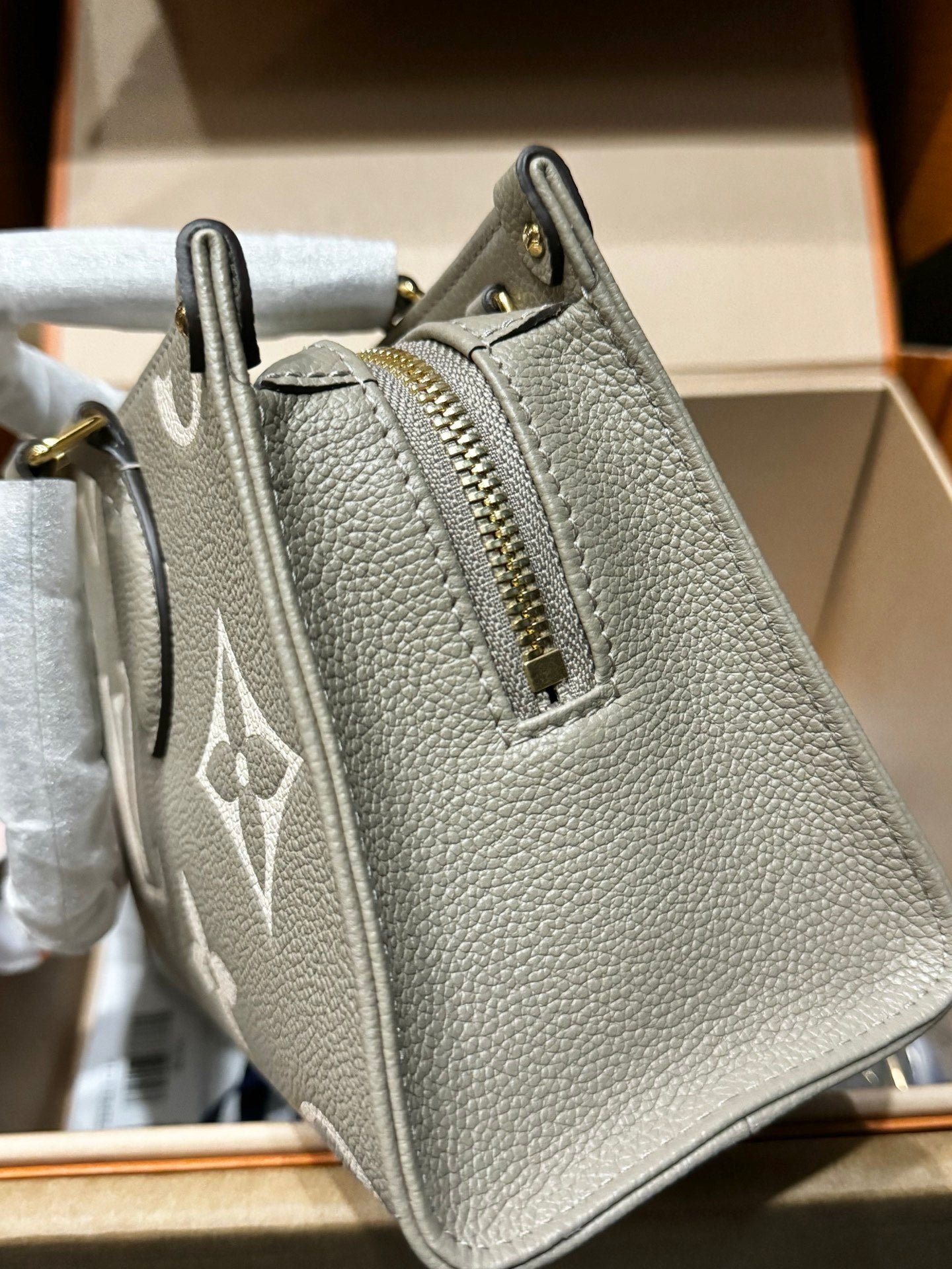 LuxluxHouse Best Quality Bags  Louis Vuitton