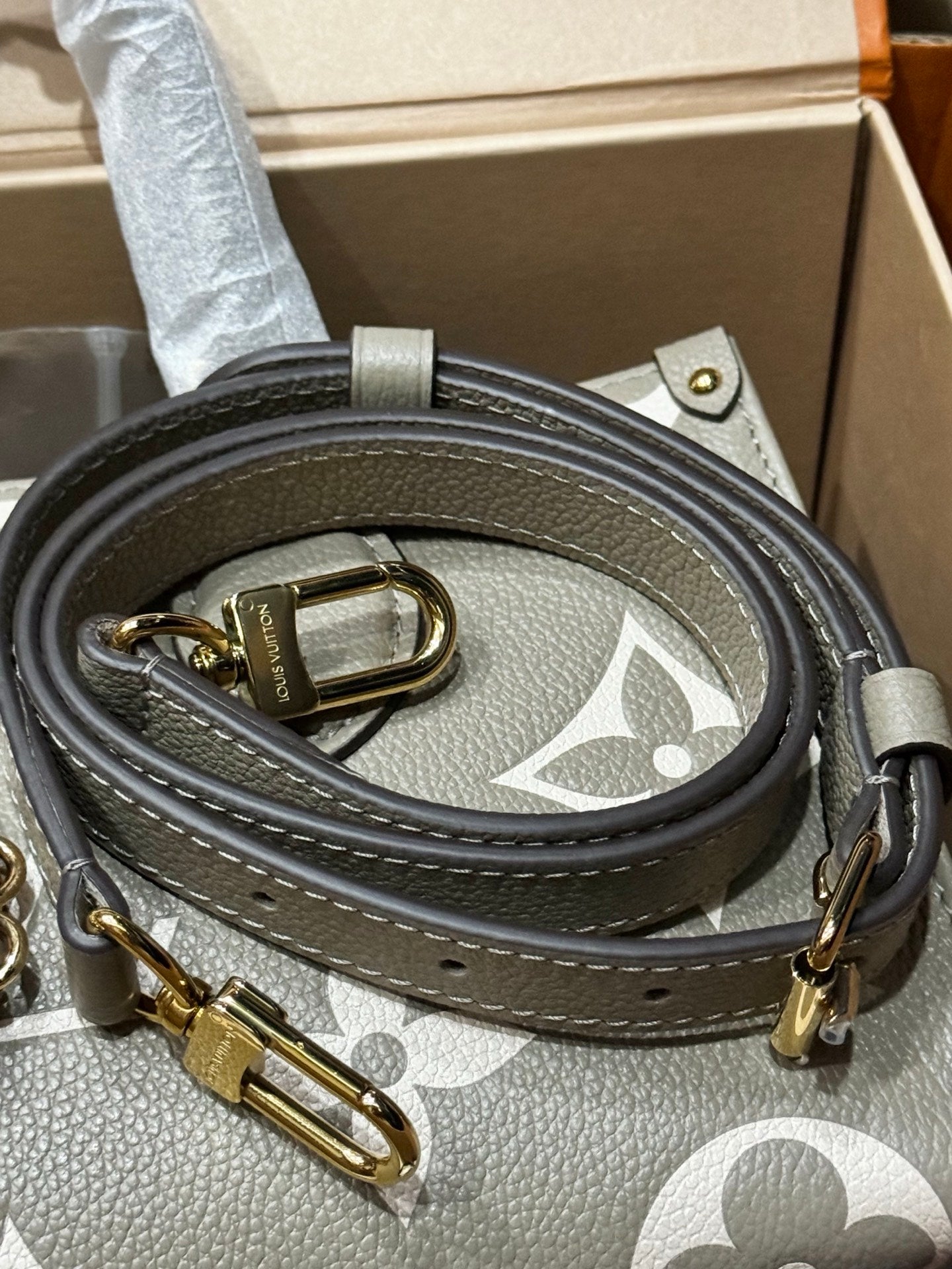 LuxluxHouse Best Quality Bags  Louis Vuitton