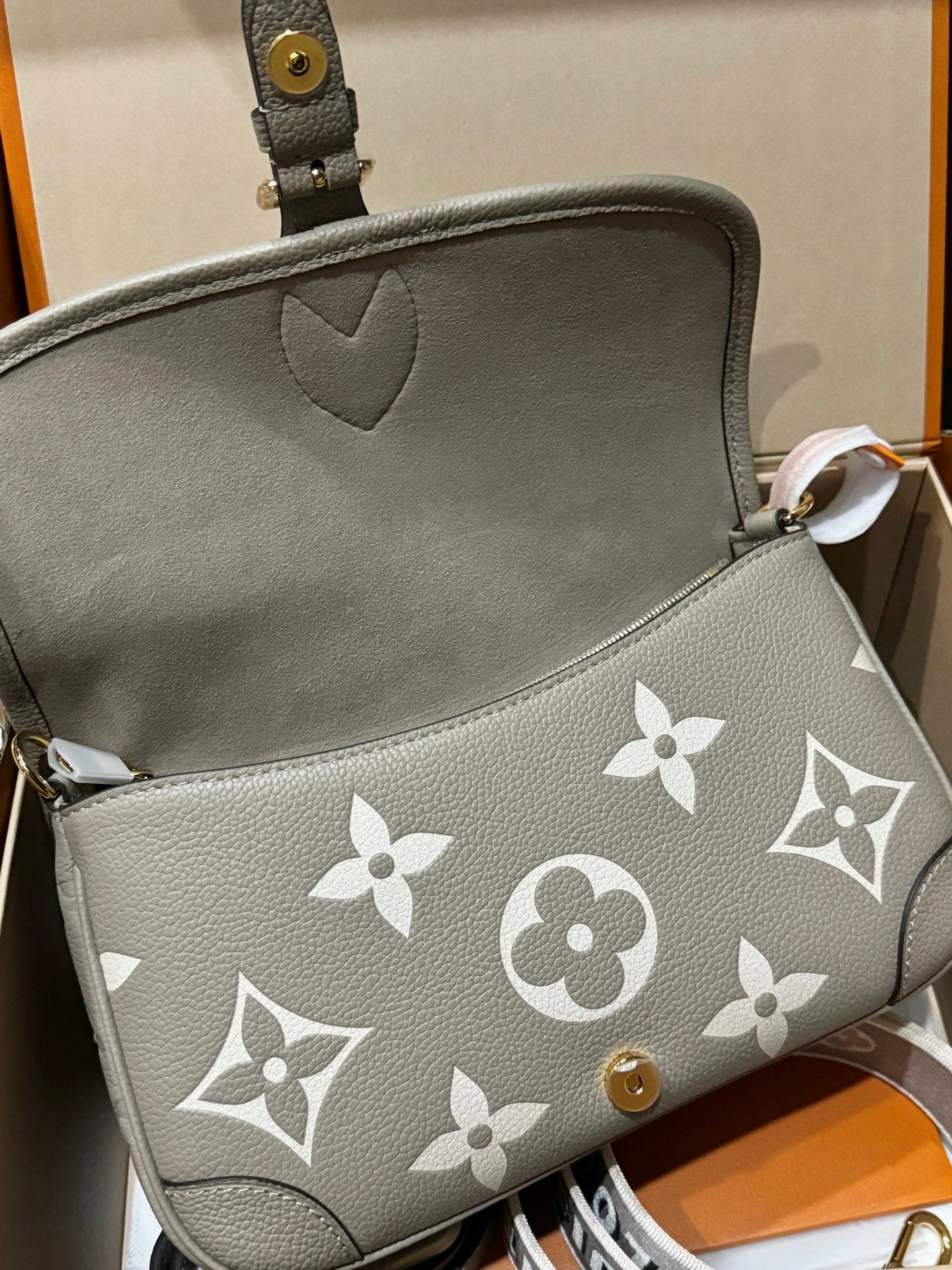 LuxluxHouse Best Quality Bags  Louis Vuitton