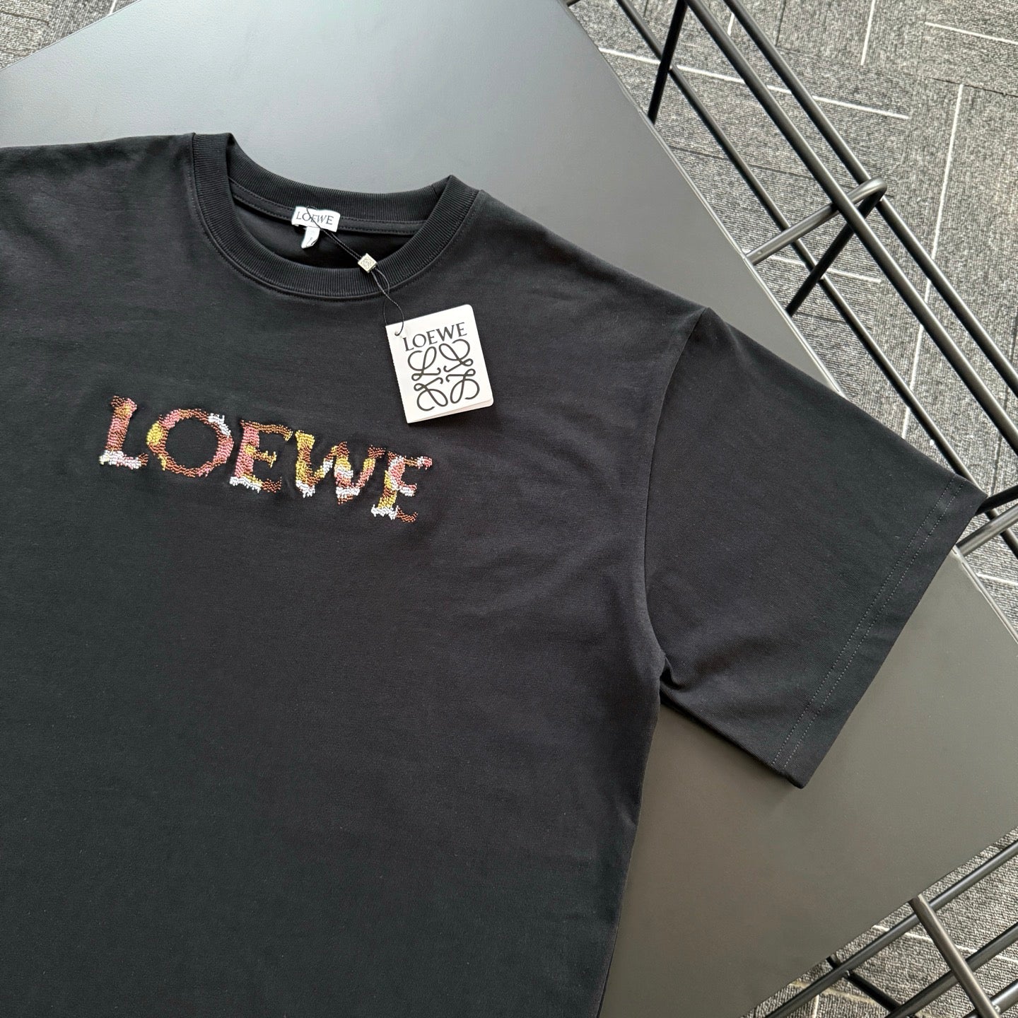 LuxluxHouse Best Quality Clothes T-shirt Loewe