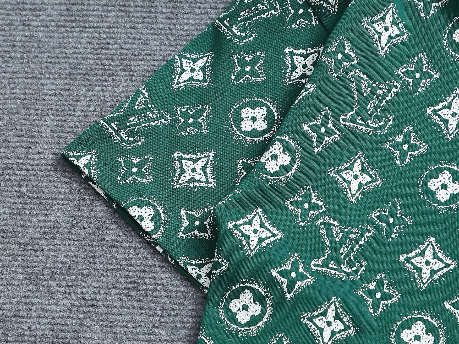 LuxluxHouse Best Quality Clothes T-shirt Louis Vuitton