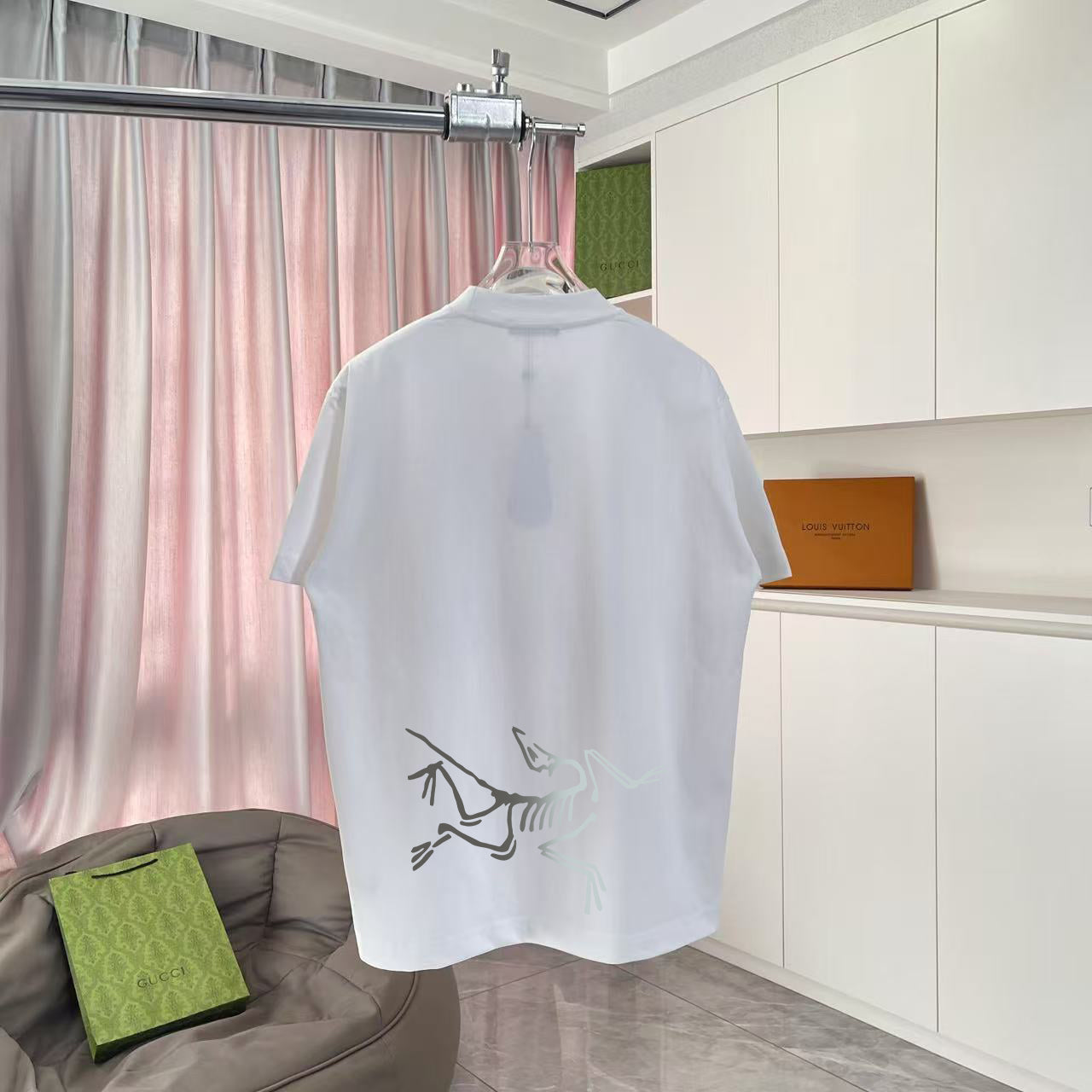 LuxluxHouse Best Quality Clothes T-shirt Arcteryx