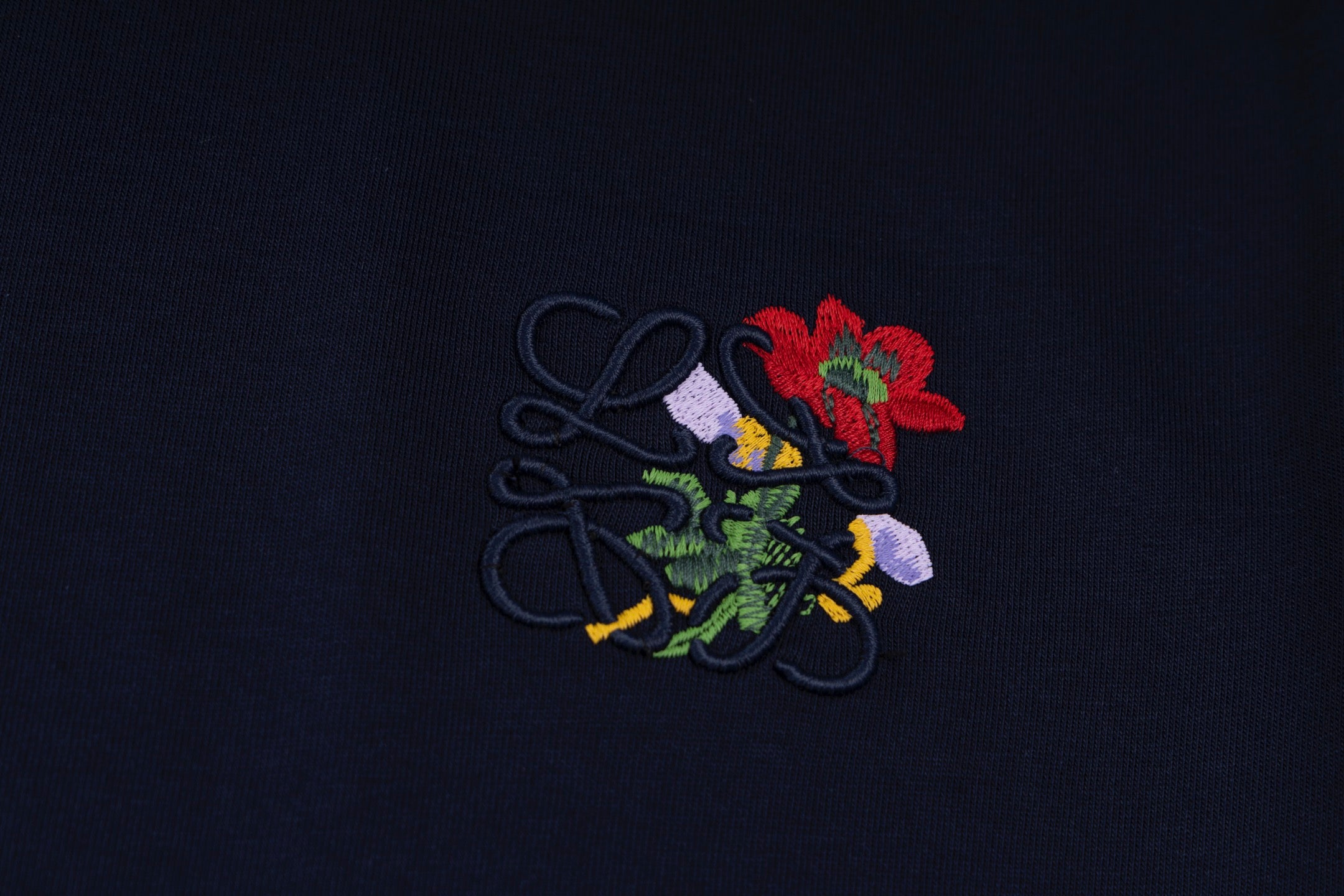 LuxluxHouse Best Quality Clothes T-shirt Loewe