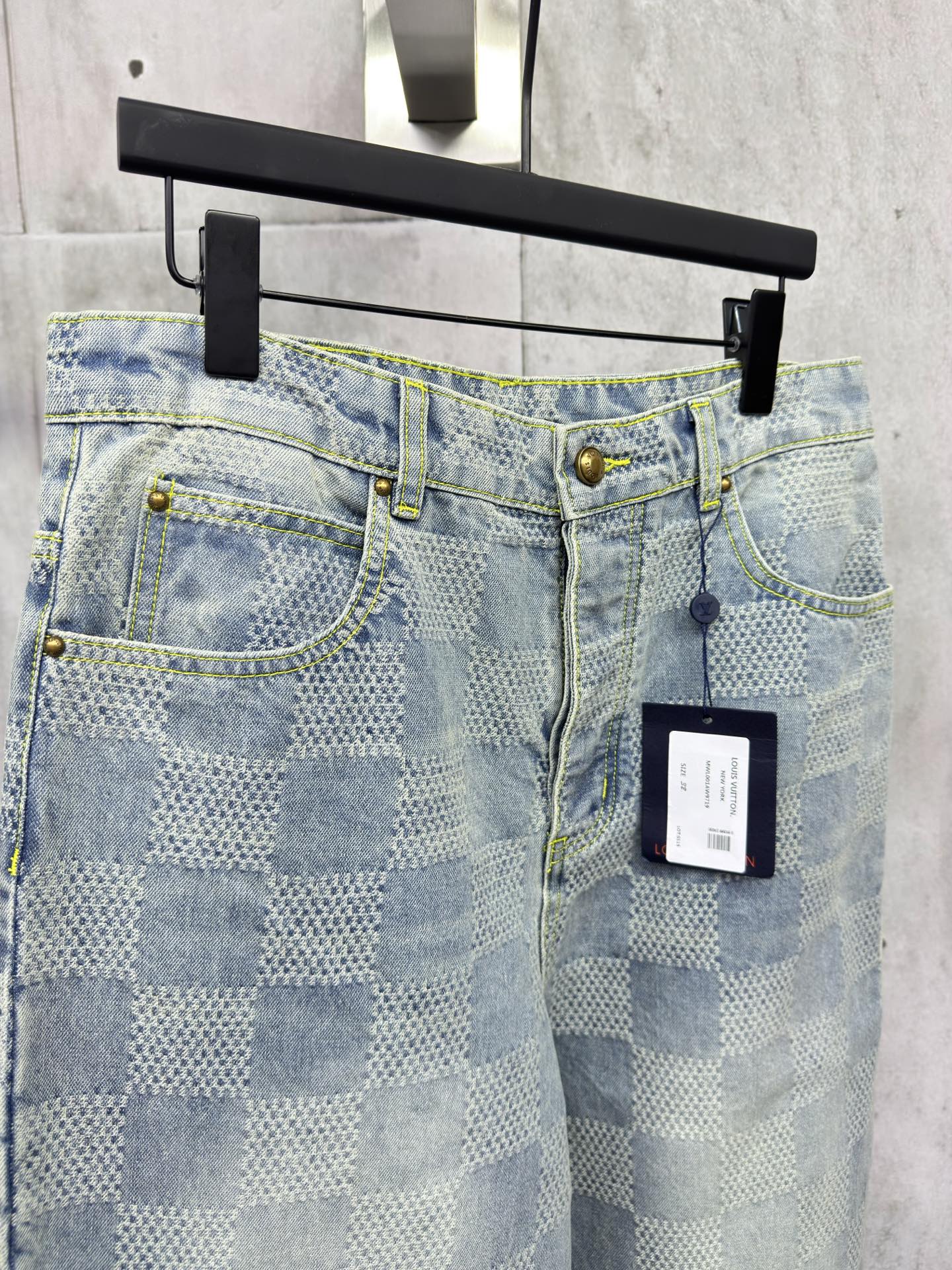 LuxluxHouse Best Quality Clothes Pants Louis Vuitton