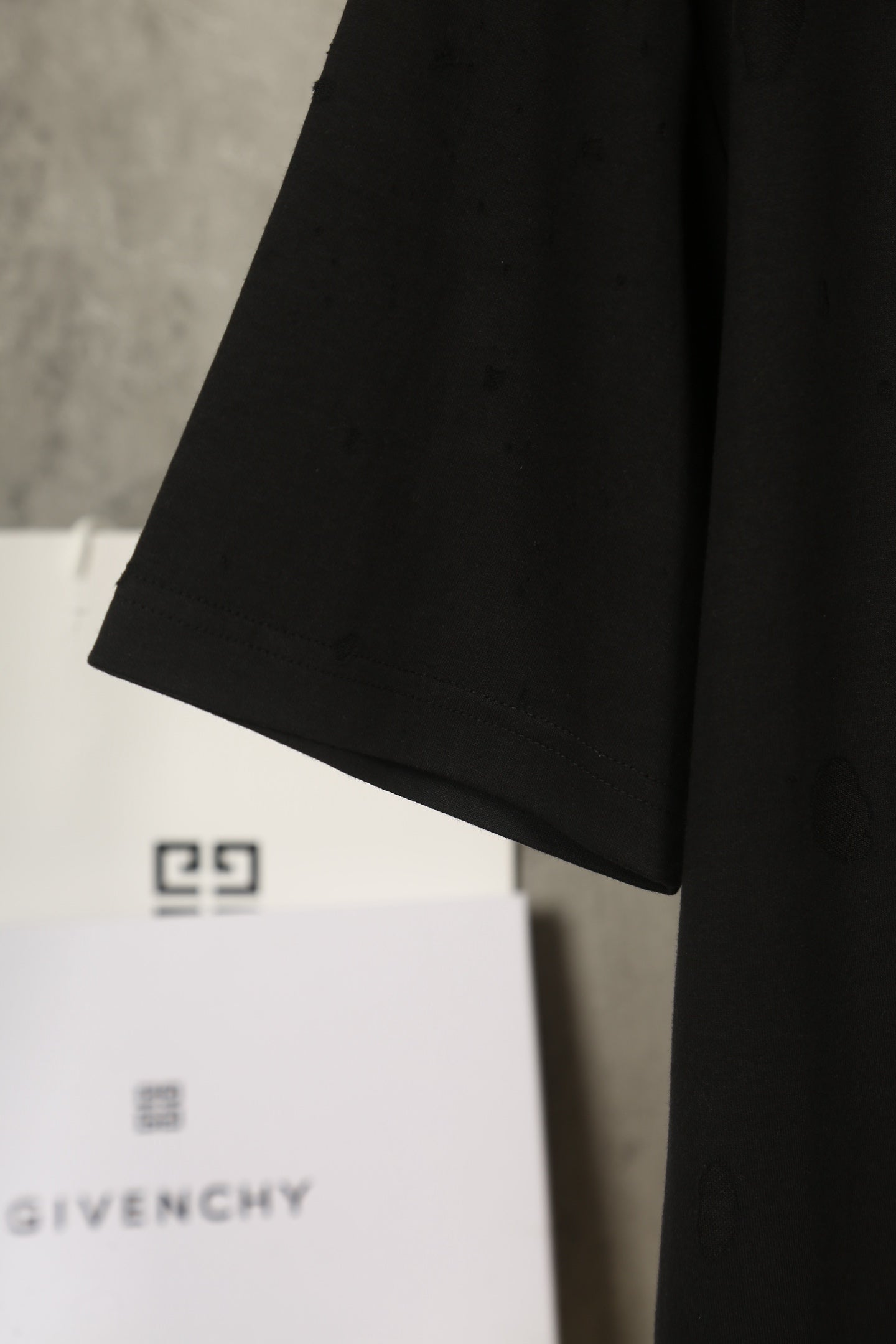 LuxluxHouse Best Quality Clothes Givenchy T-shirt