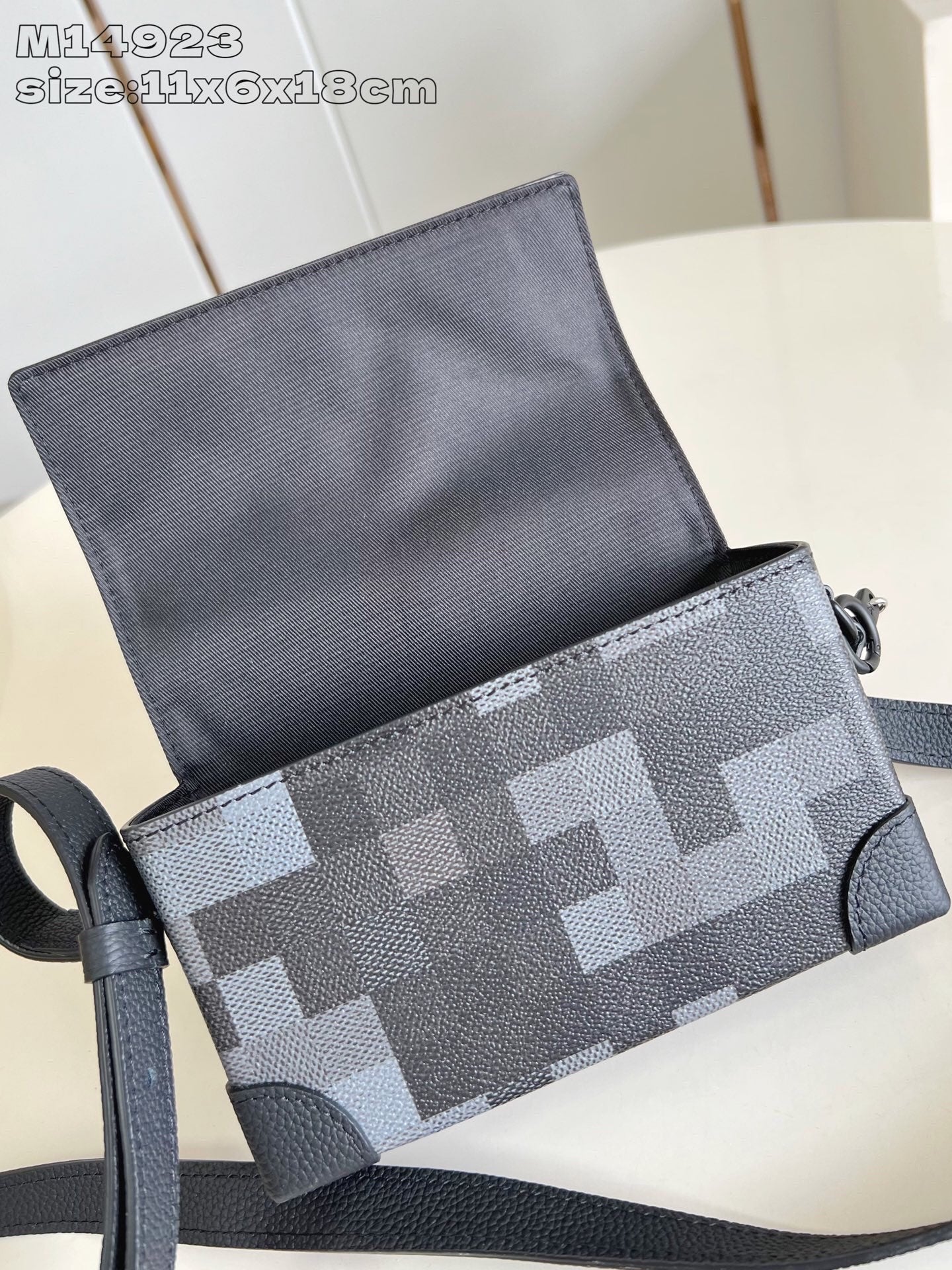 LuxluxHouse Best Quality Bags Louis Vuitton Men