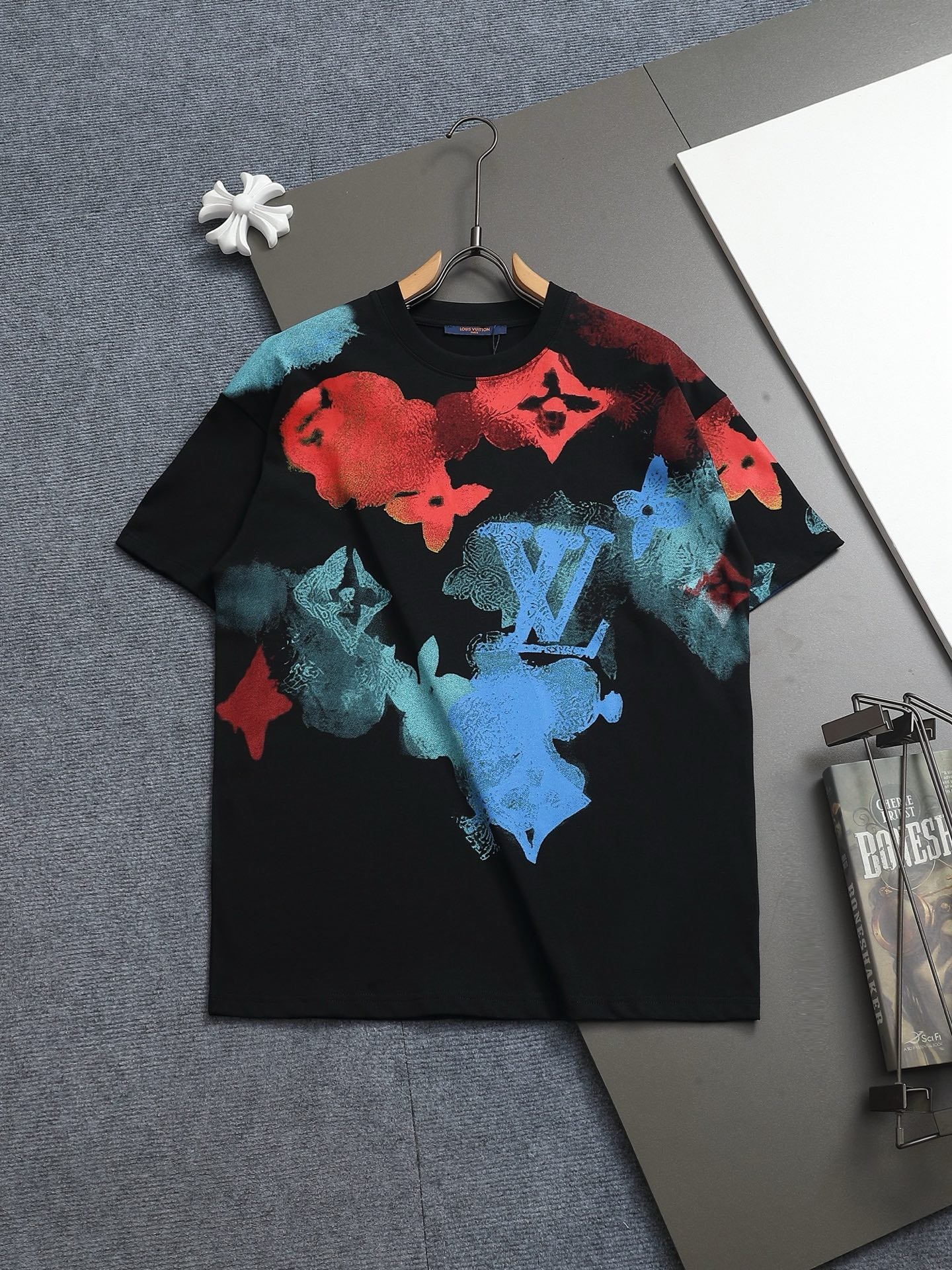 LuxluxHouse Best Quality Clothes T-shirt Louis Vuitton