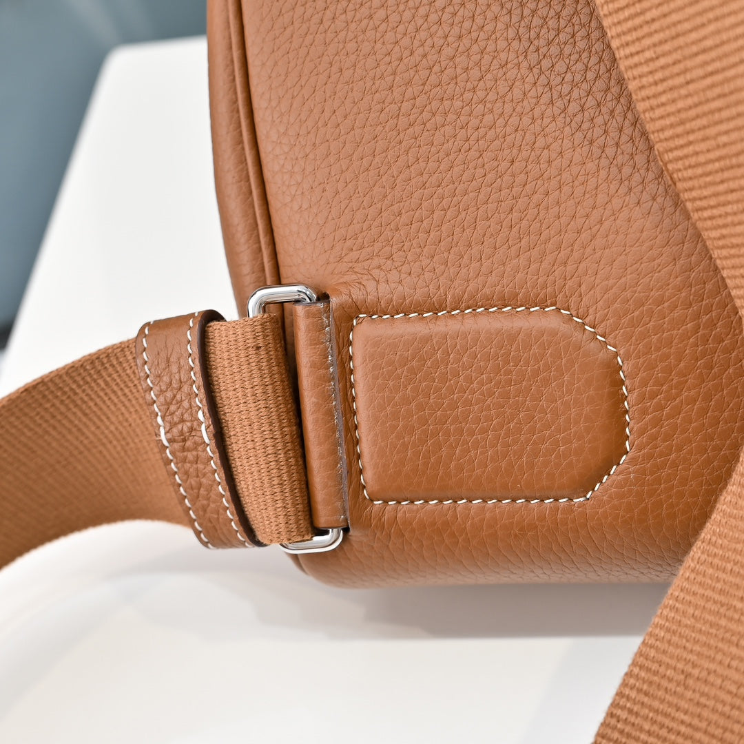 LuxluxHouse Best Quality Bags Men