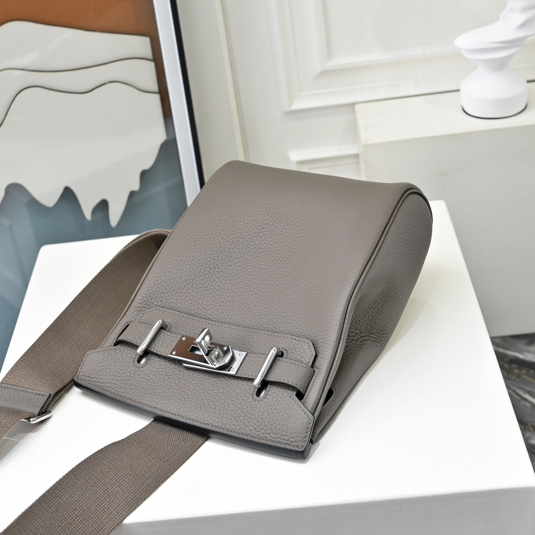 LuxluxHouse Best Quality Bags Men
