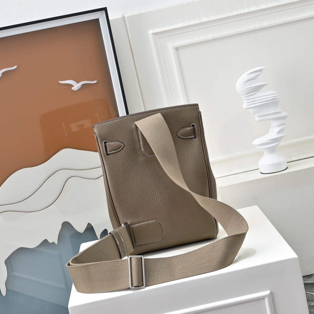 LuxluxHouse Best Quality Bags Men