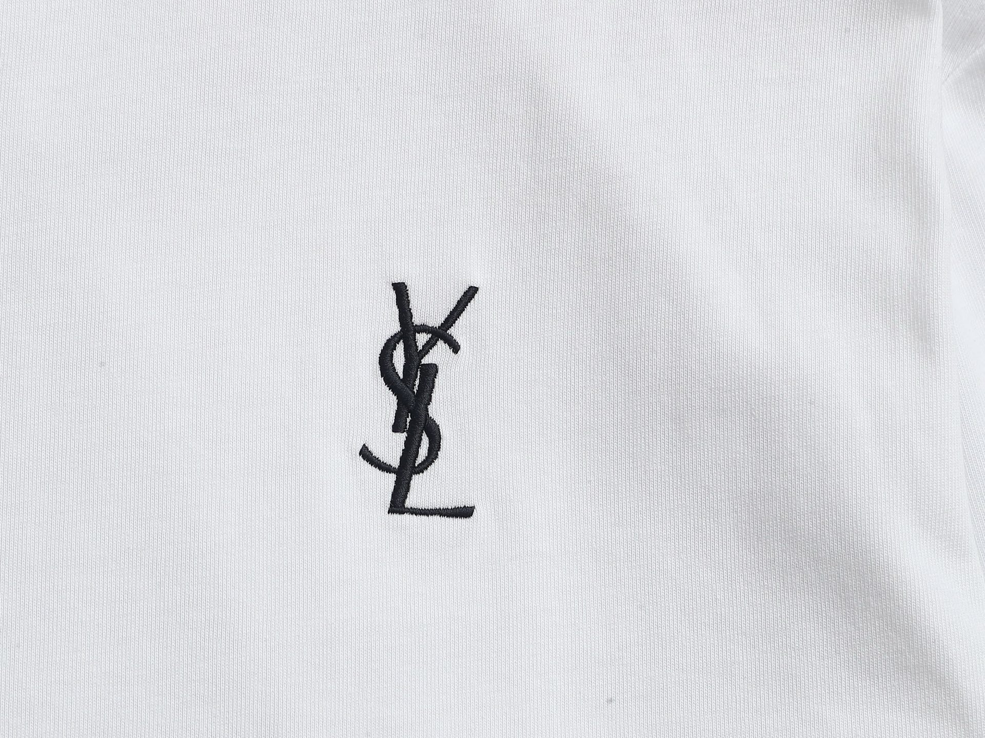LuxluxHouse Best Quality Clothes T-shirt Arcteryx