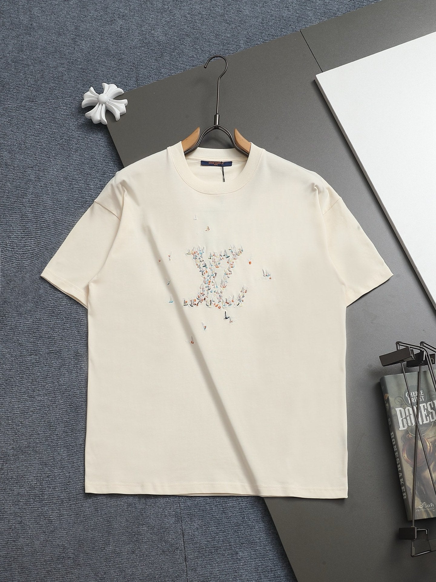 LuxluxHouse Best Quality Clothes T-shirt Louis Vuitton