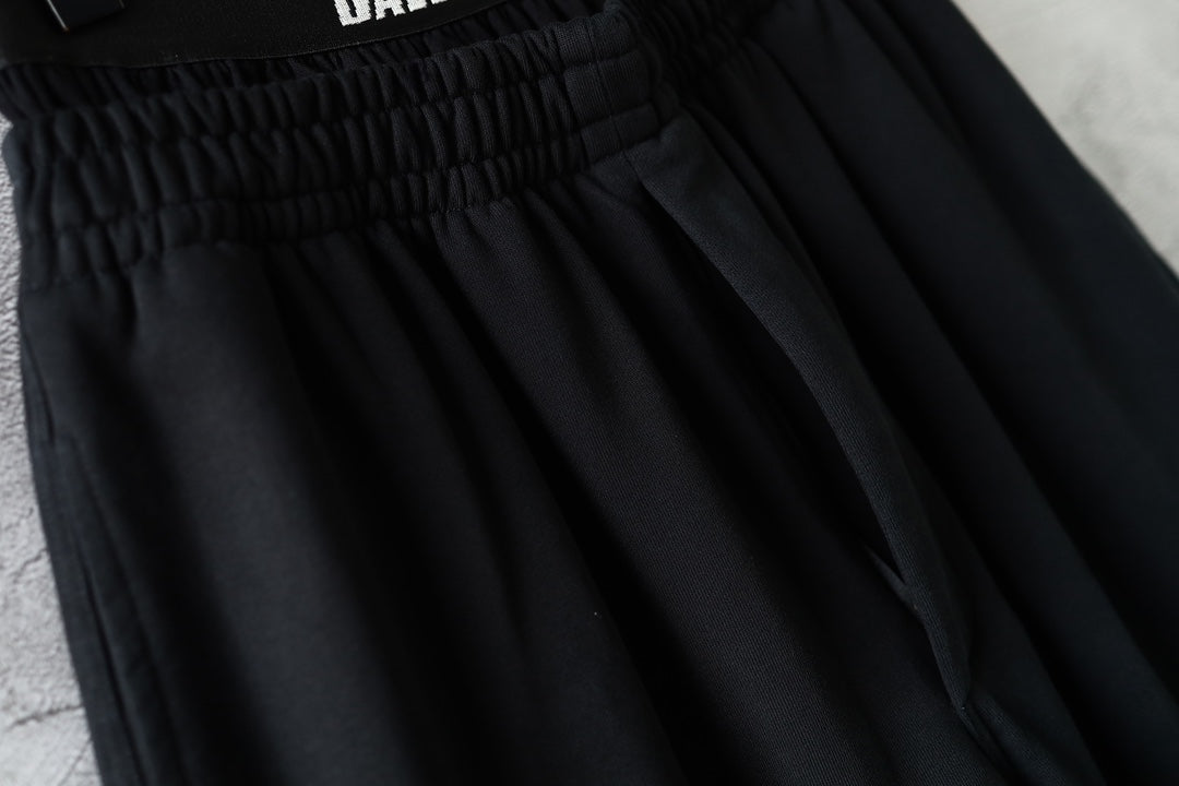 LuxluxHouse Best Quality Clothes Balenciaga Pants