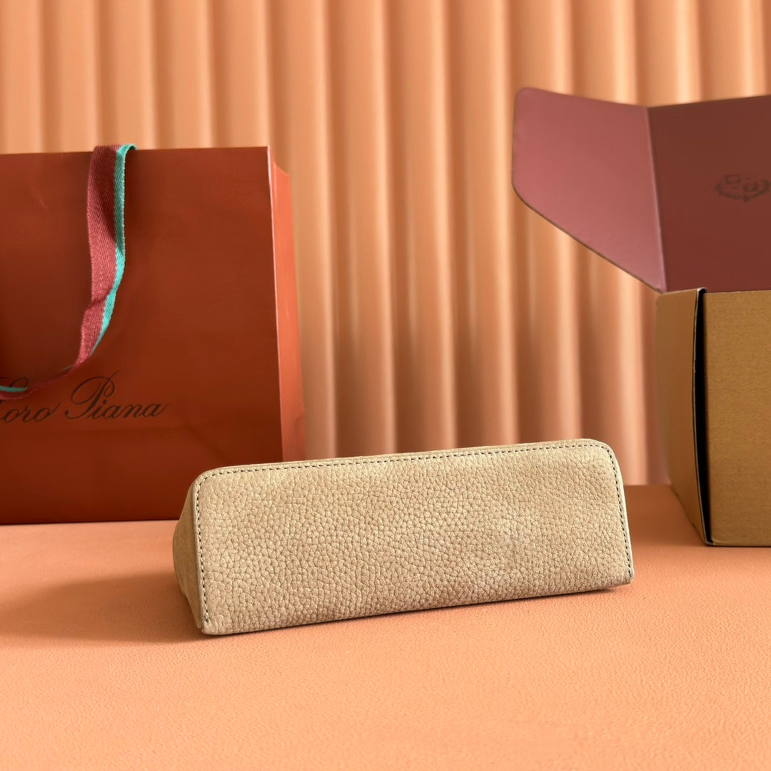 LuxluxHouse Best Quality Bags Loro Piana Women