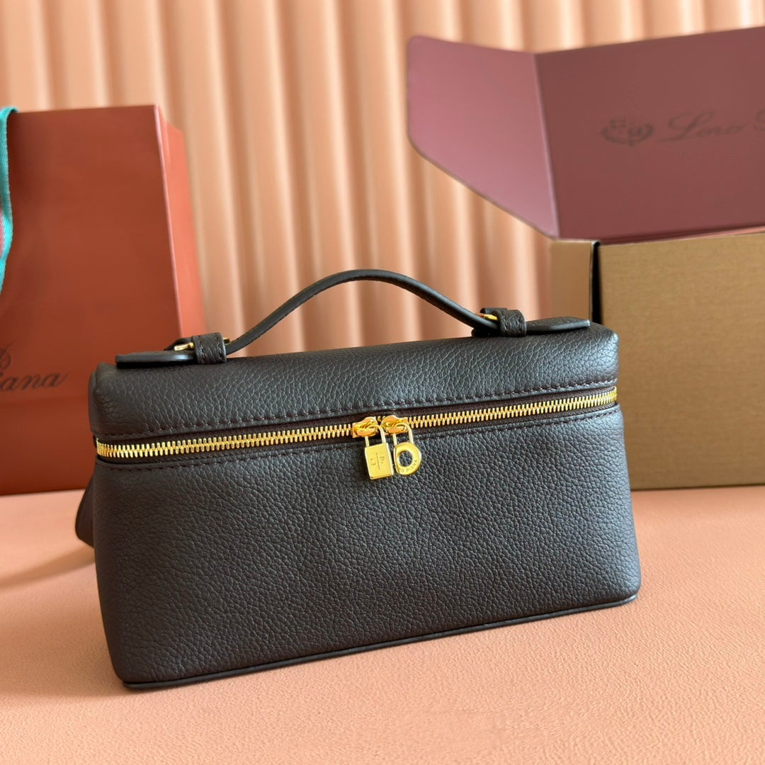 LuxluxHouse Best Quality Bags Loro Piana Women