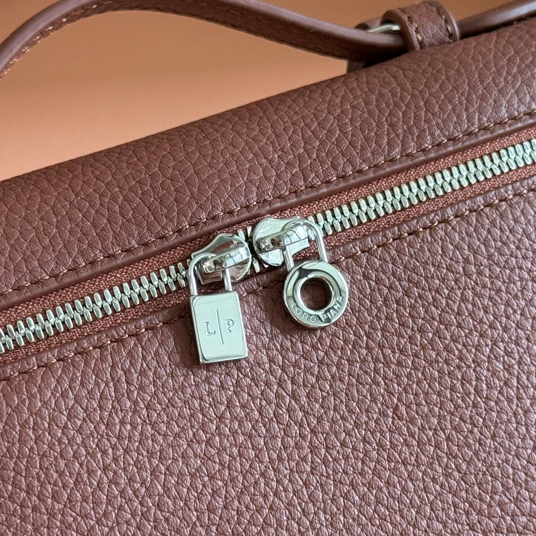LuxluxHouse Best Quality Bags Loro Piana Women