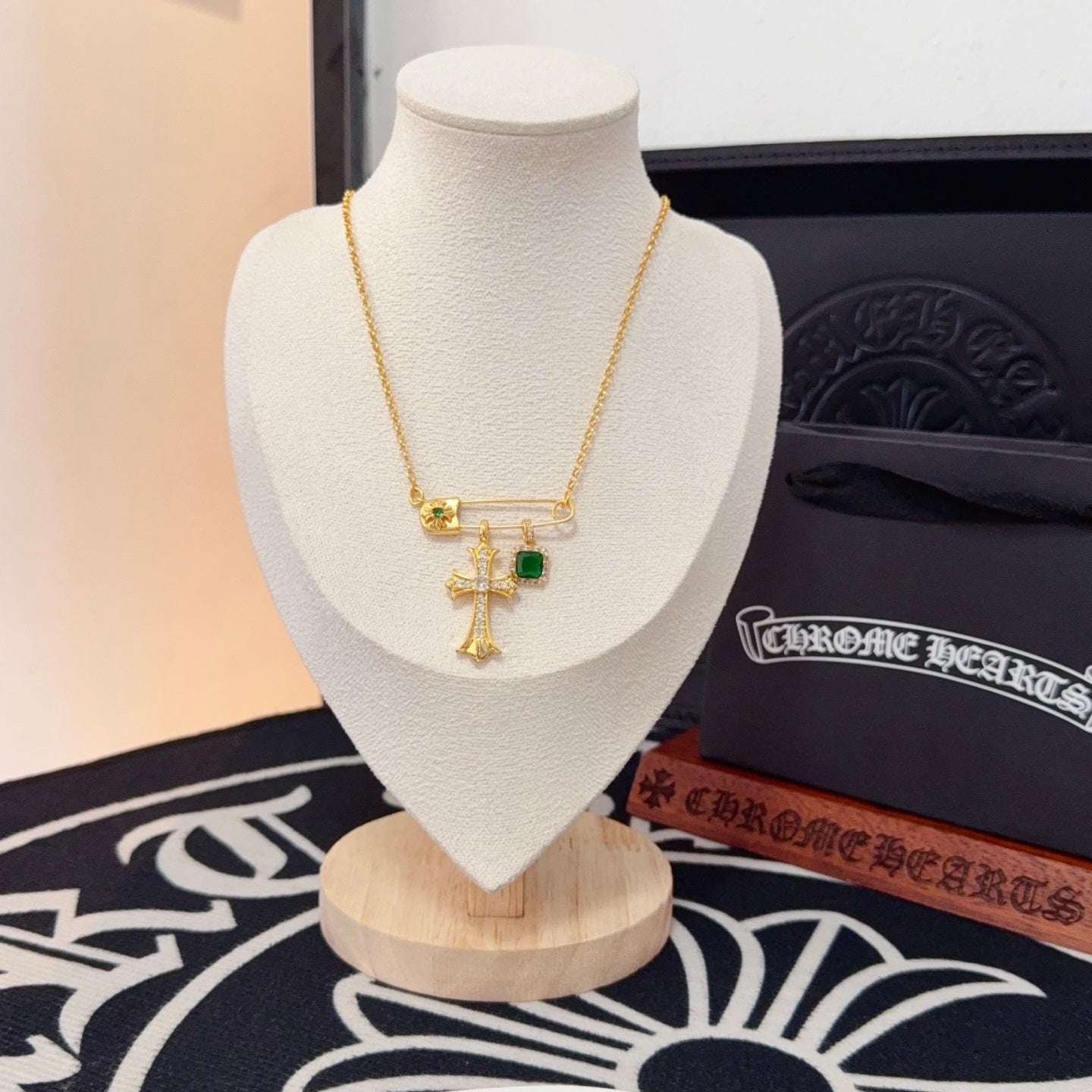 LuxluxHouse Best Quality Accessories Necklace Chrome Hearts